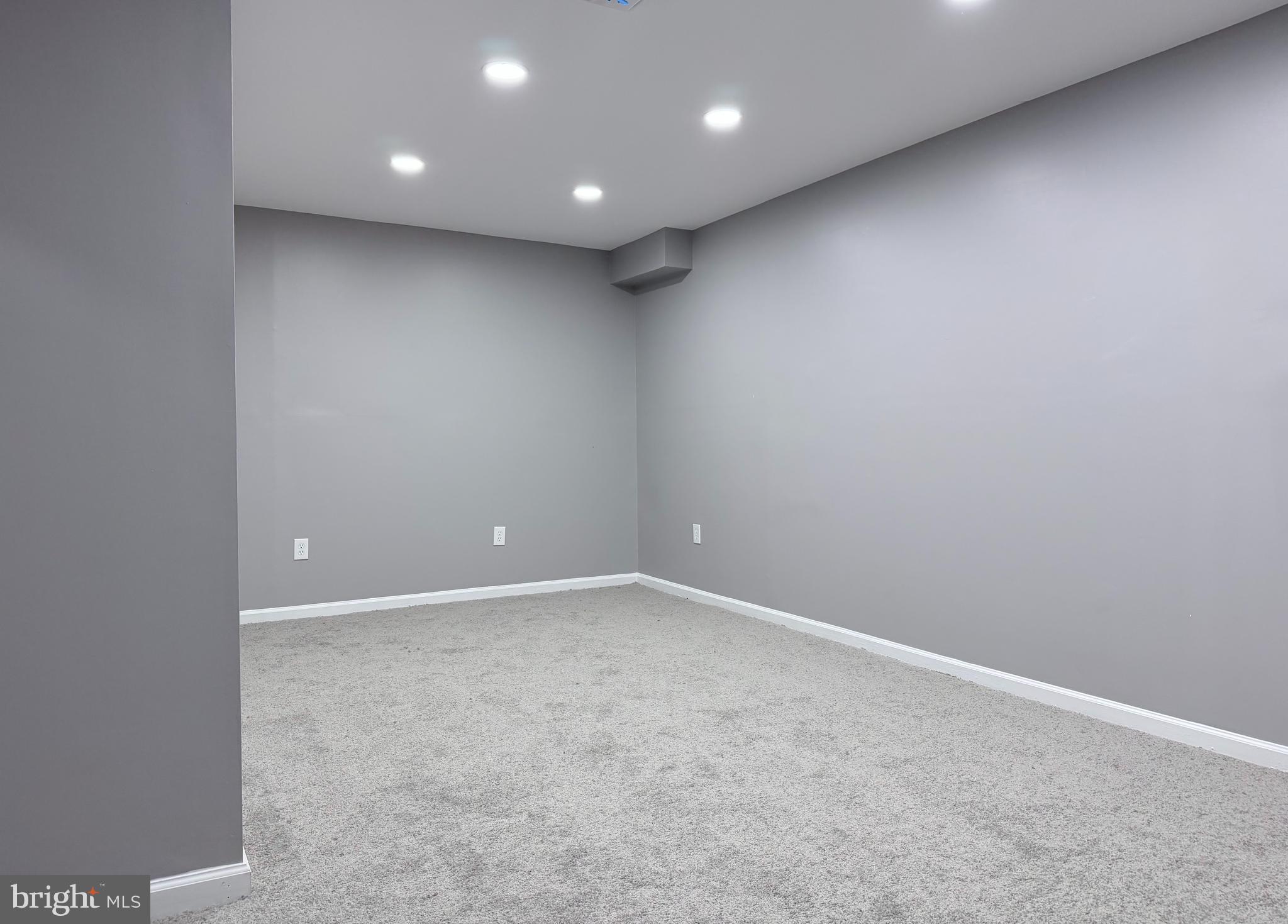 STONEGATE - Residential