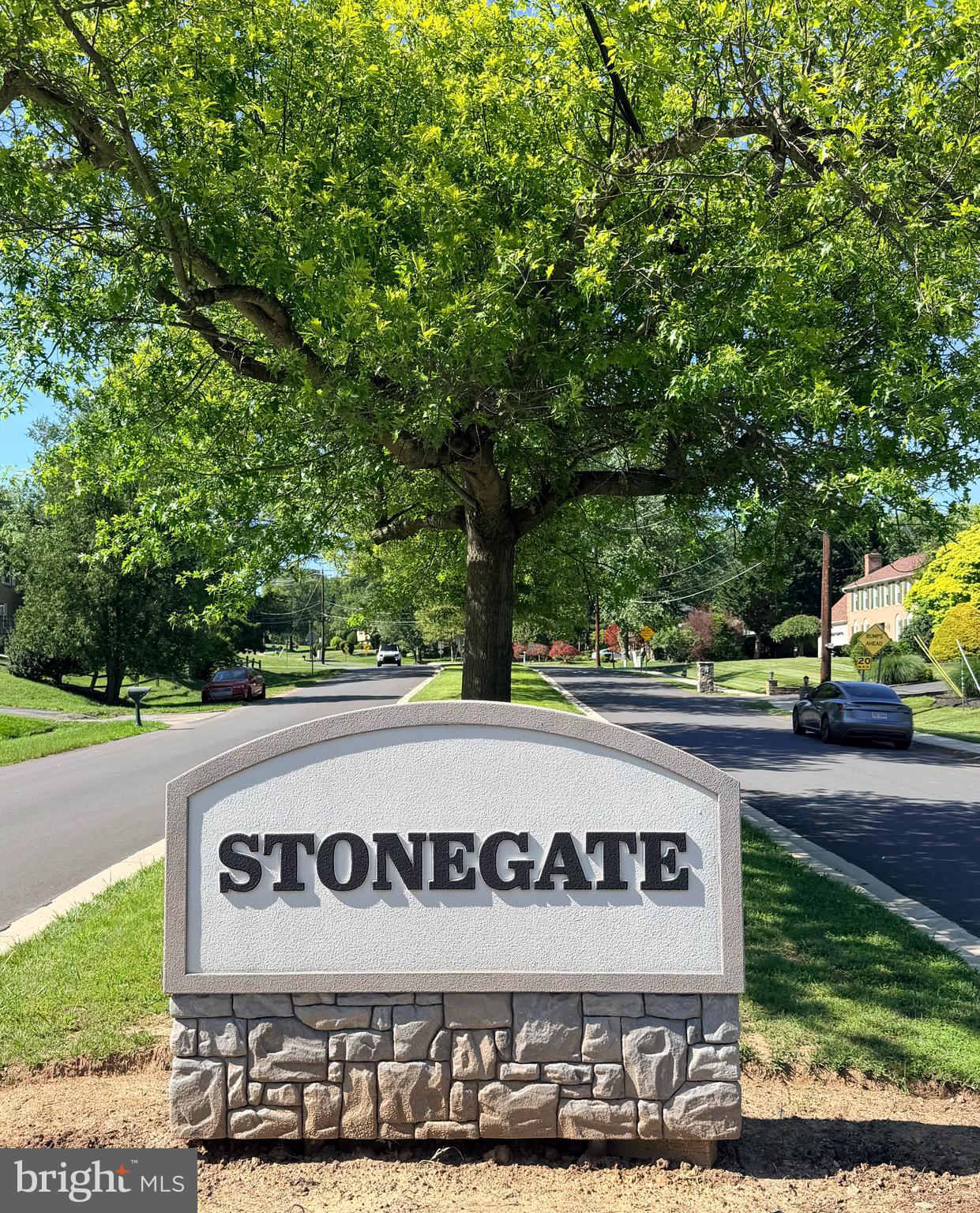 STONEGATE - Residential