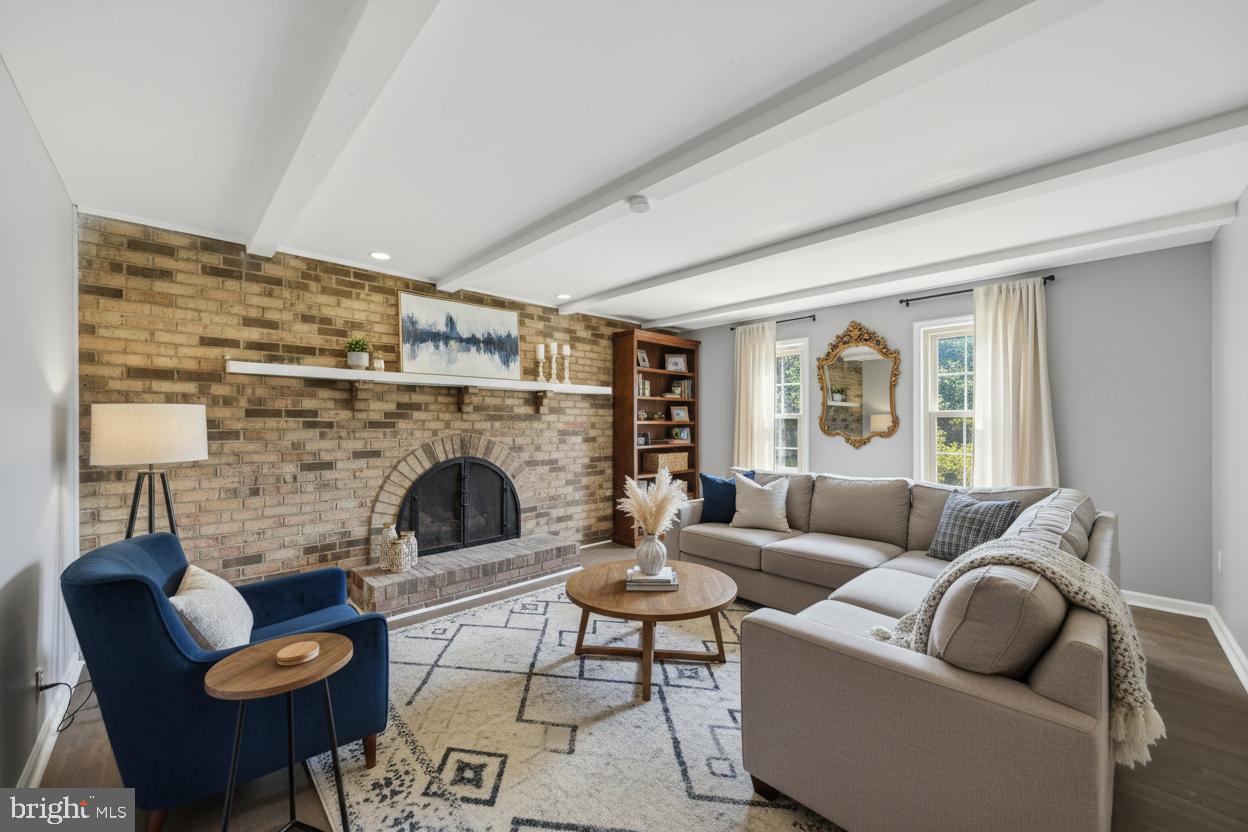 STONEGATE - Residential