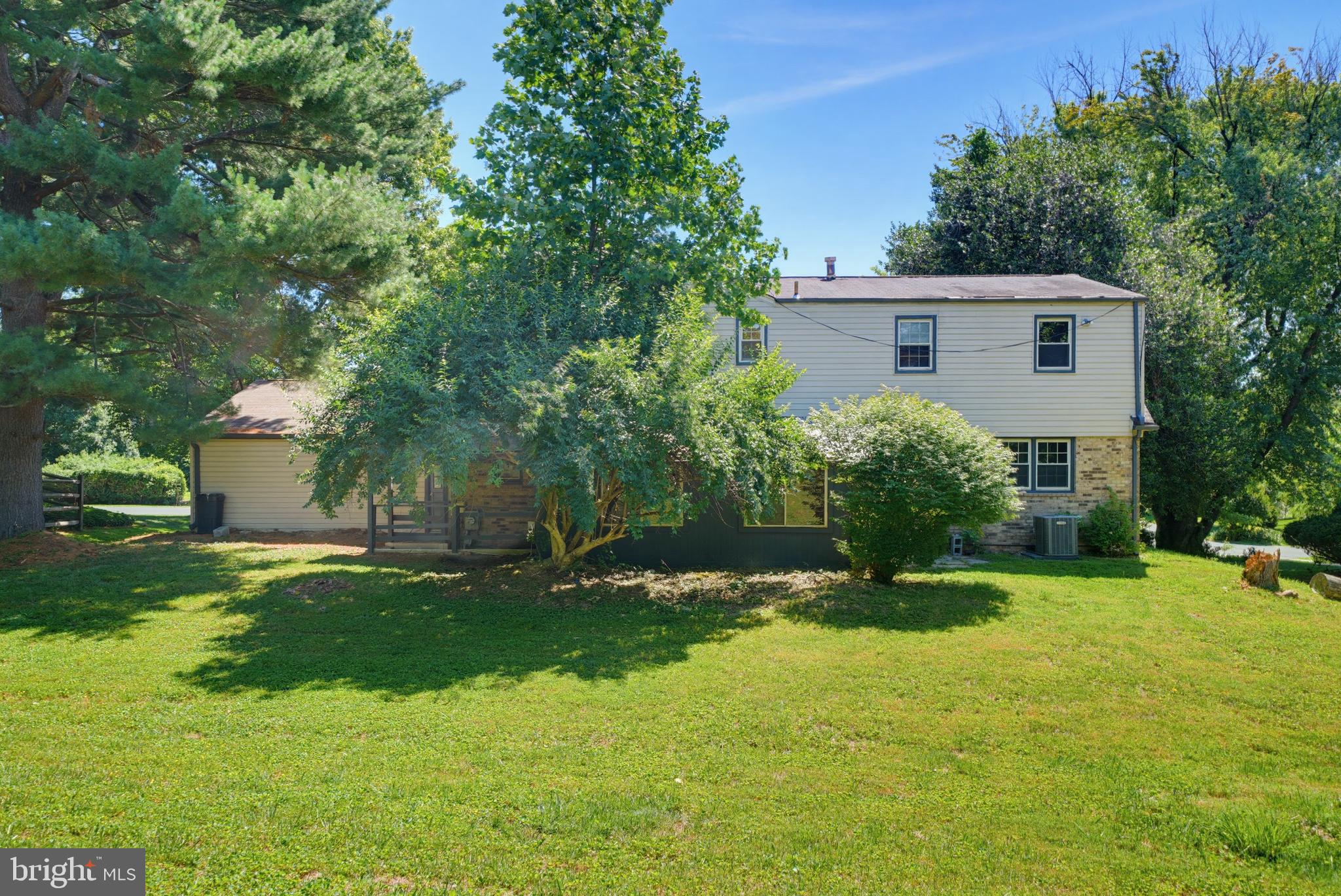 STONEGATE - Residential