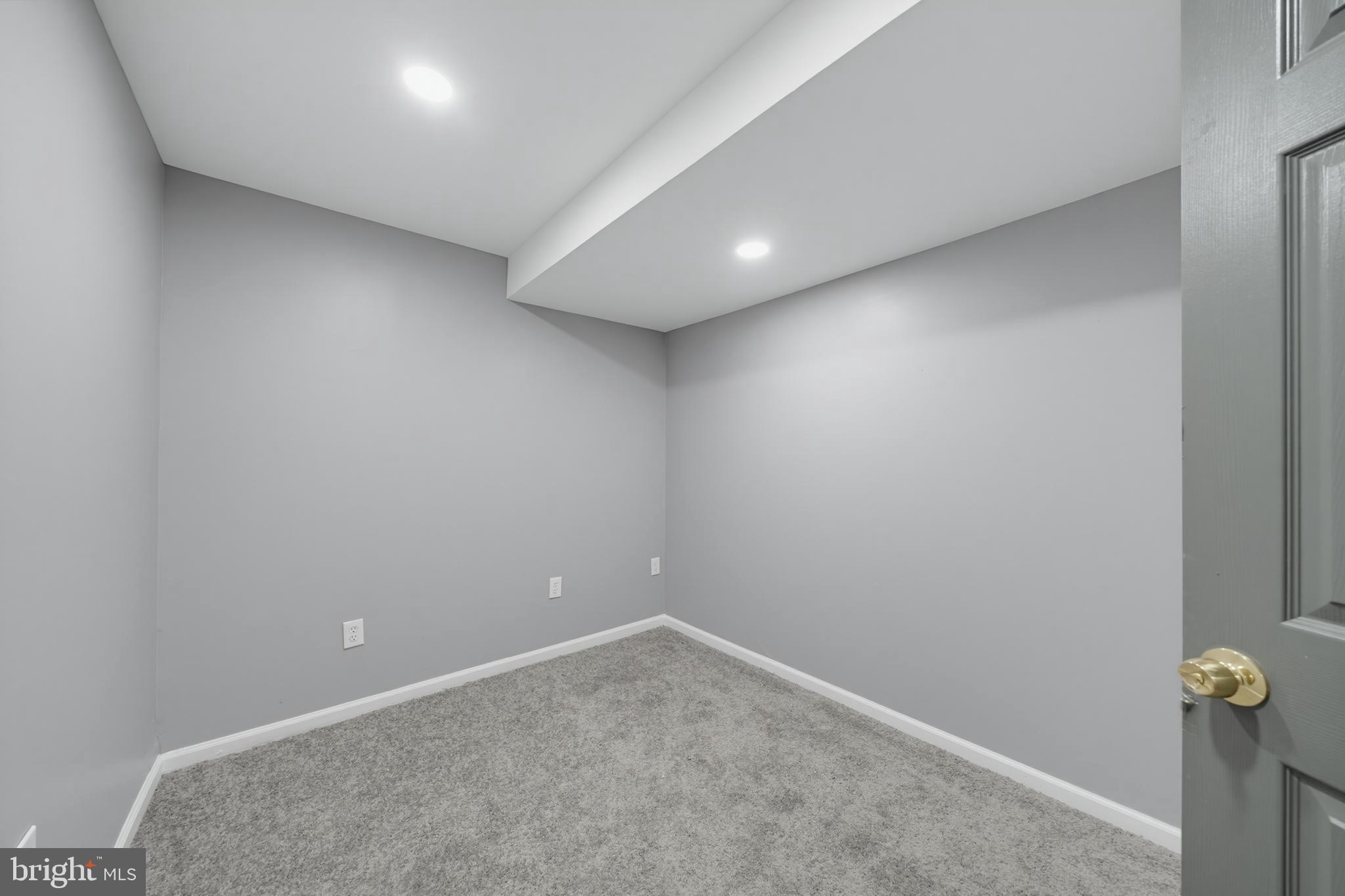 STONEGATE - Residential