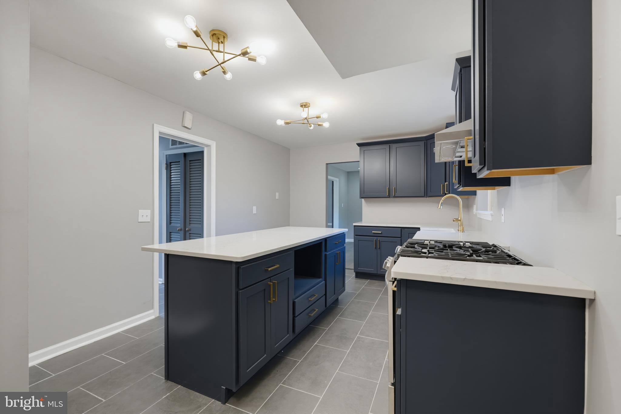 STONEGATE - Residential