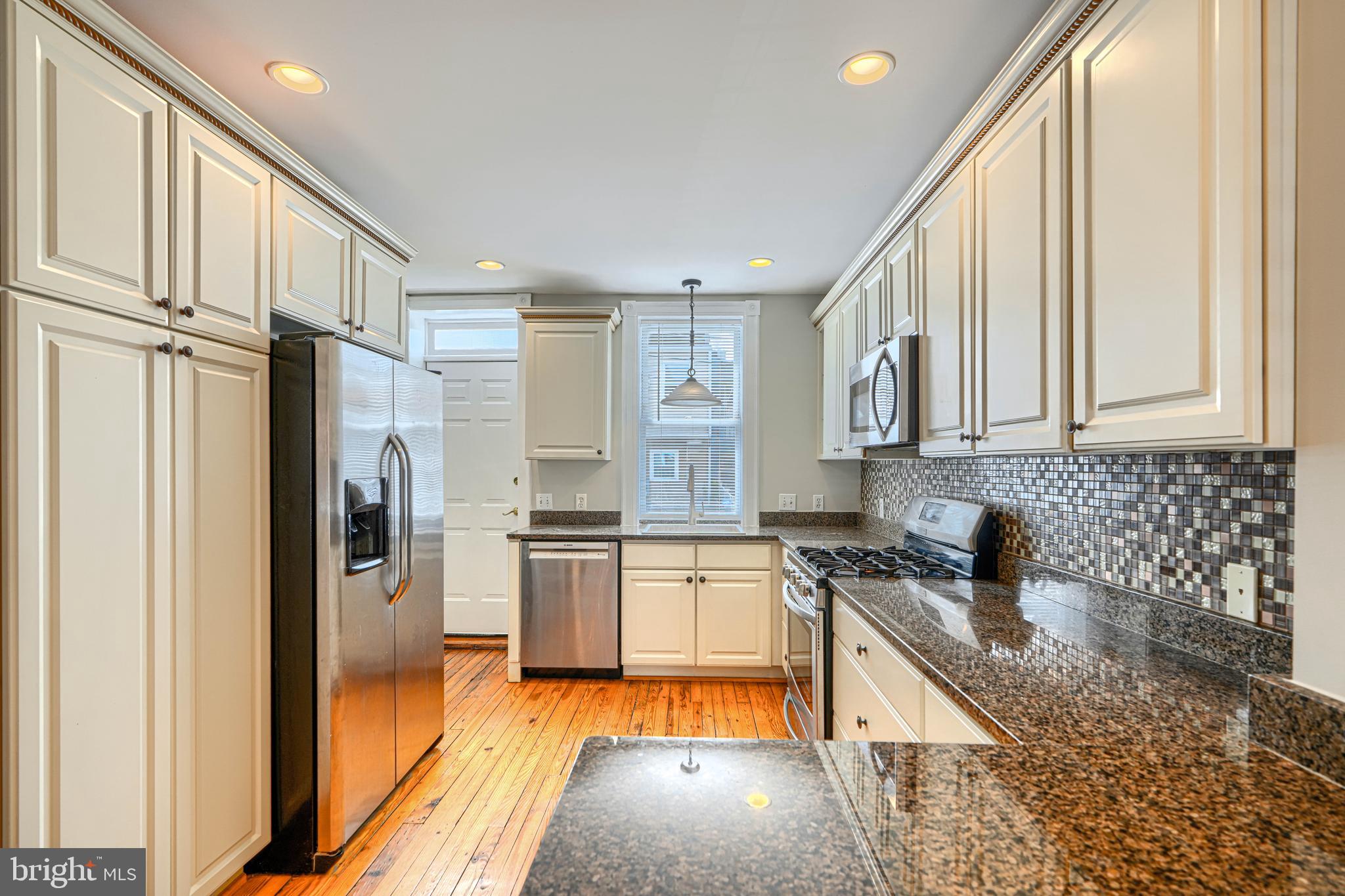 CANTON - Residential