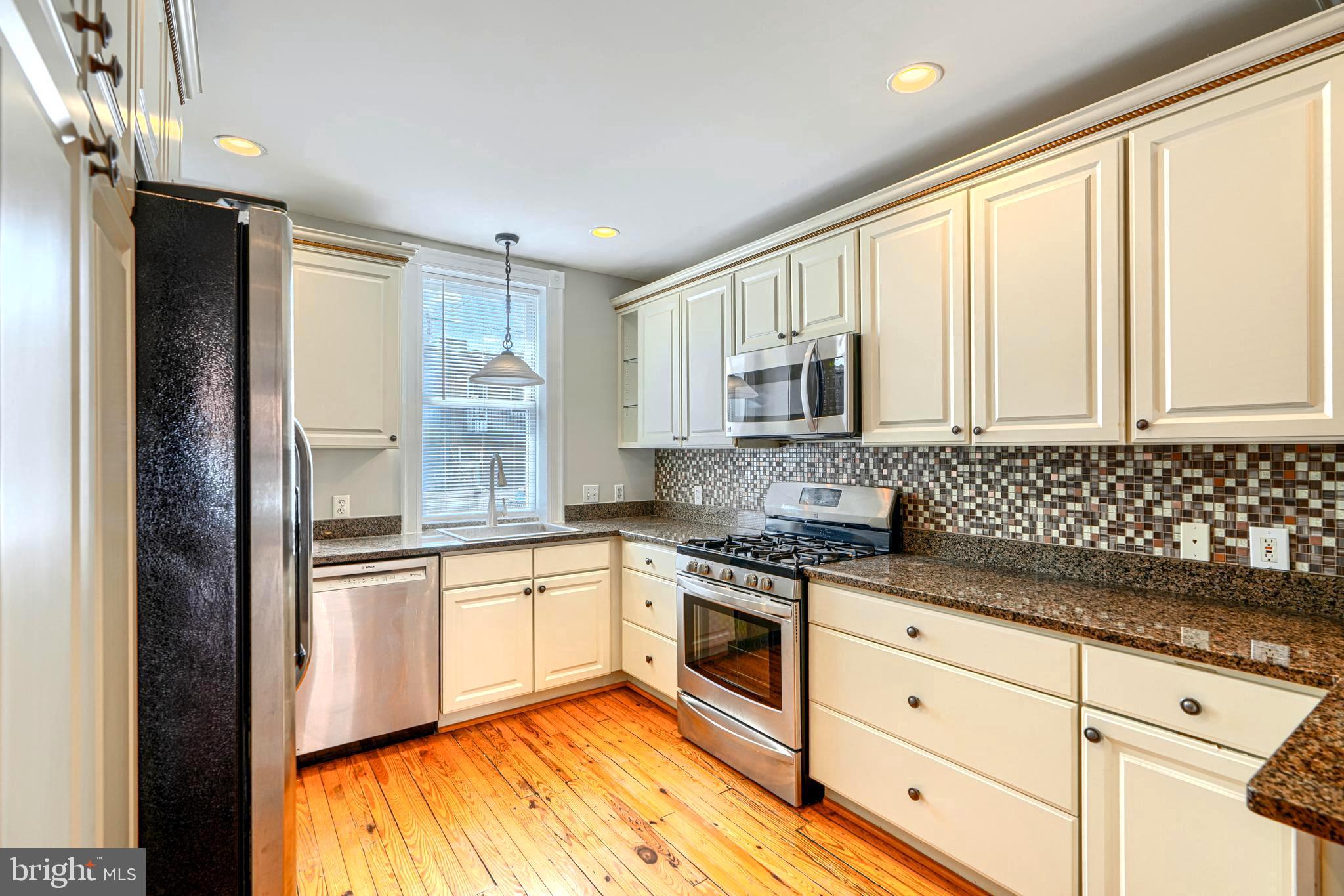 CANTON - Residential