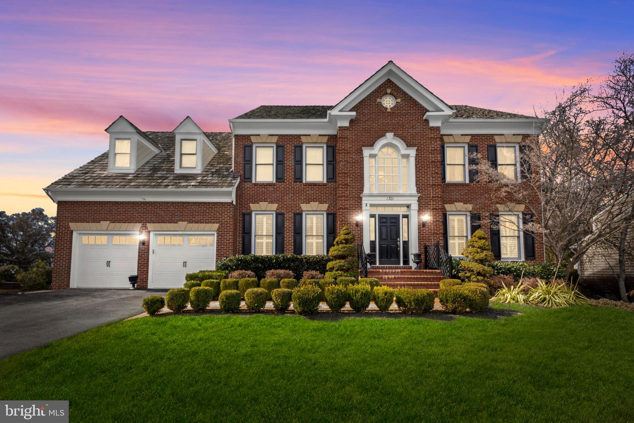 WOODLEA MANOR - Residential
