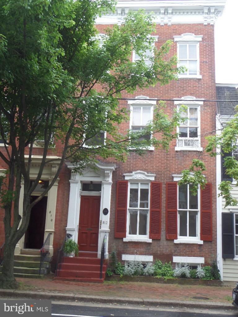Some repairs are underway in this unit, should be done  in a few weeks**Sunny 2nd flr 1  bedroom apartment with a charming screened porch  and  parking in an Historic TH on Prince St in the heart of Old Town*Walk to shops, restaurants, zip car, bike share, King St METRO, the King St Trolley and the parks along the Potomac Riverfront*Gleaming hardwood floors throughout*Living room features a  wall of built-in storage in the Living  Room around a cozy gas fireplace*Compact kitchen includes gas cooking and a dishwasher*Bedroom features a wall of closets and a French Dr leads to the screened in sun porch*1 assigned parking space behind the house is included*Common laundry in the  basement is shared by the tenants*Rent includes heat and hot water-tenant pays electric and gas for the FP & stove*Sorry,NO PETS,NO SMOKING*Min 1 yr lease*Perfect for an in town pied-a-terre**