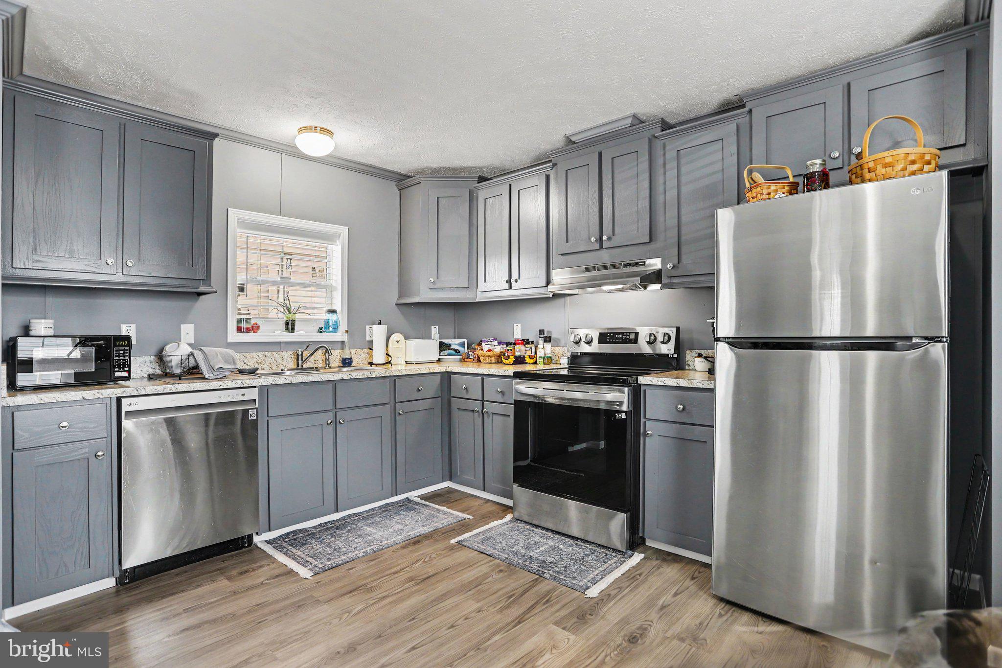 MILLCREEK ESTATES - Residential