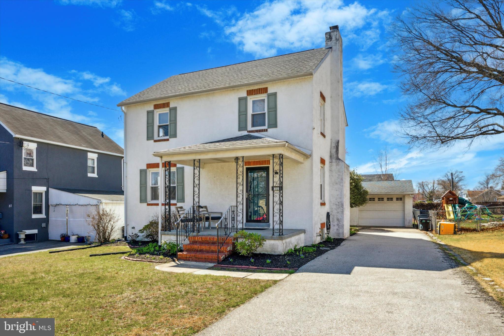 LEEDOM ESTS - Residential