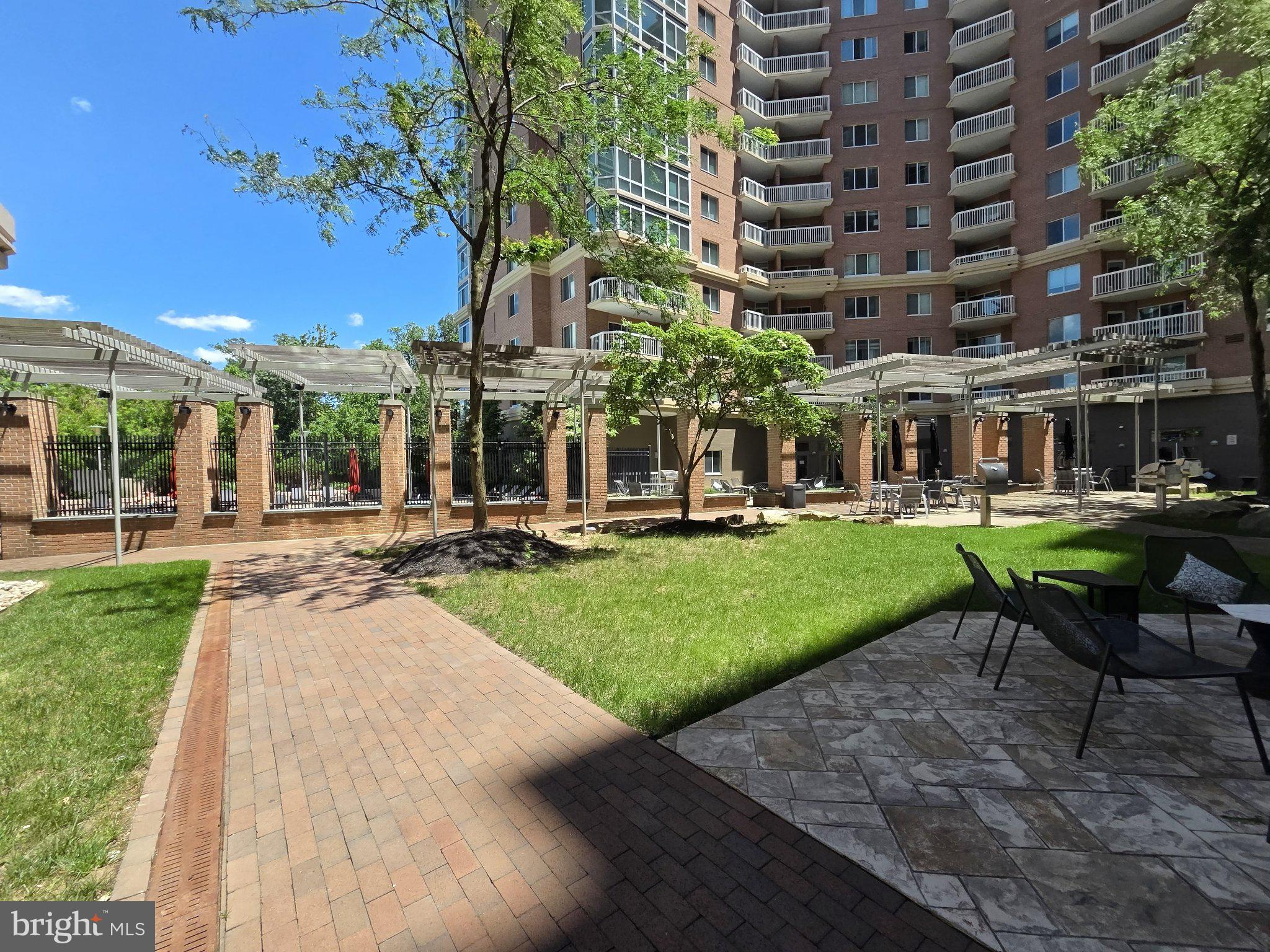 NORTHAMPTON PLACE - Residential