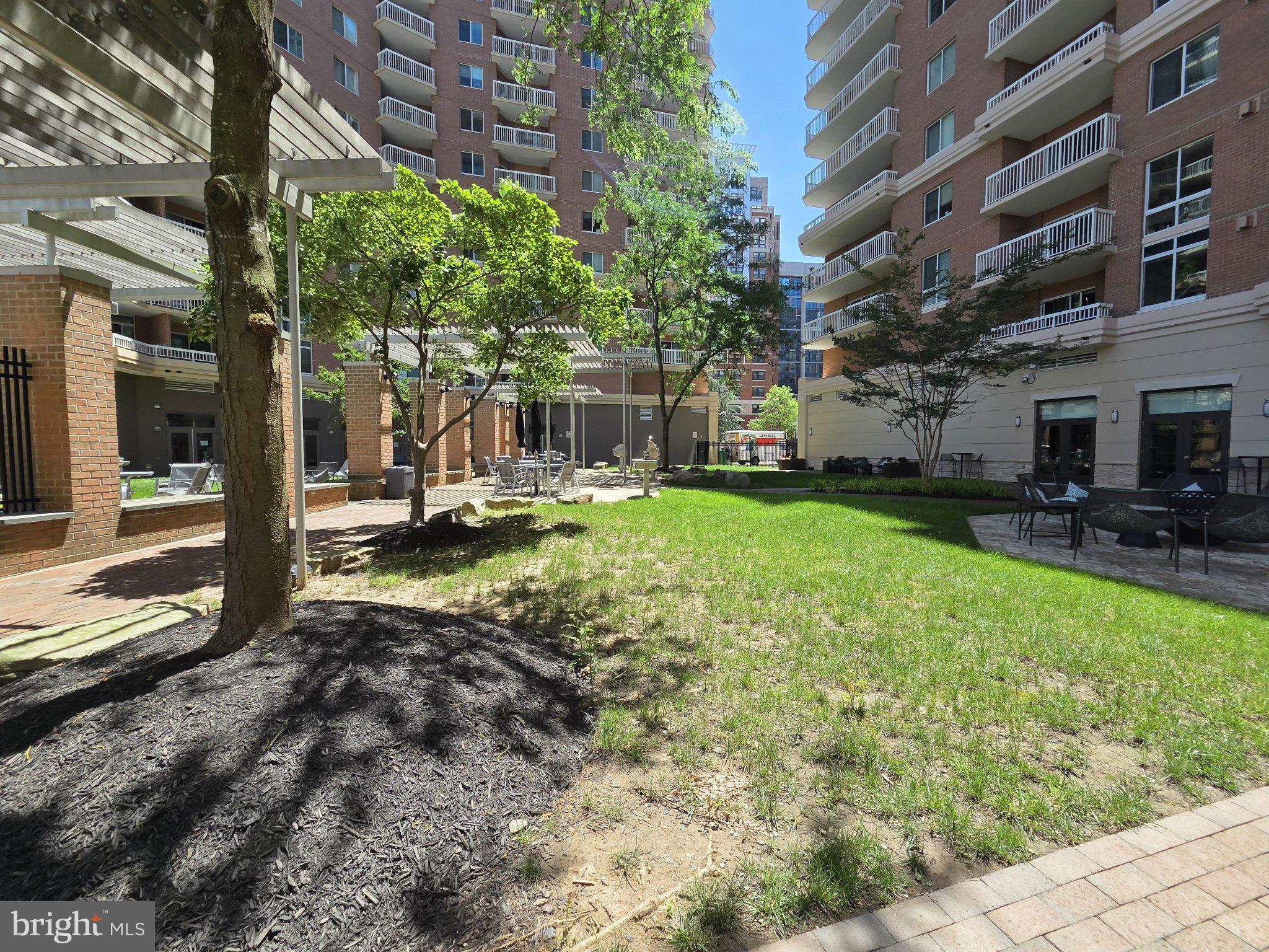 NORTHAMPTON PLACE - Residential