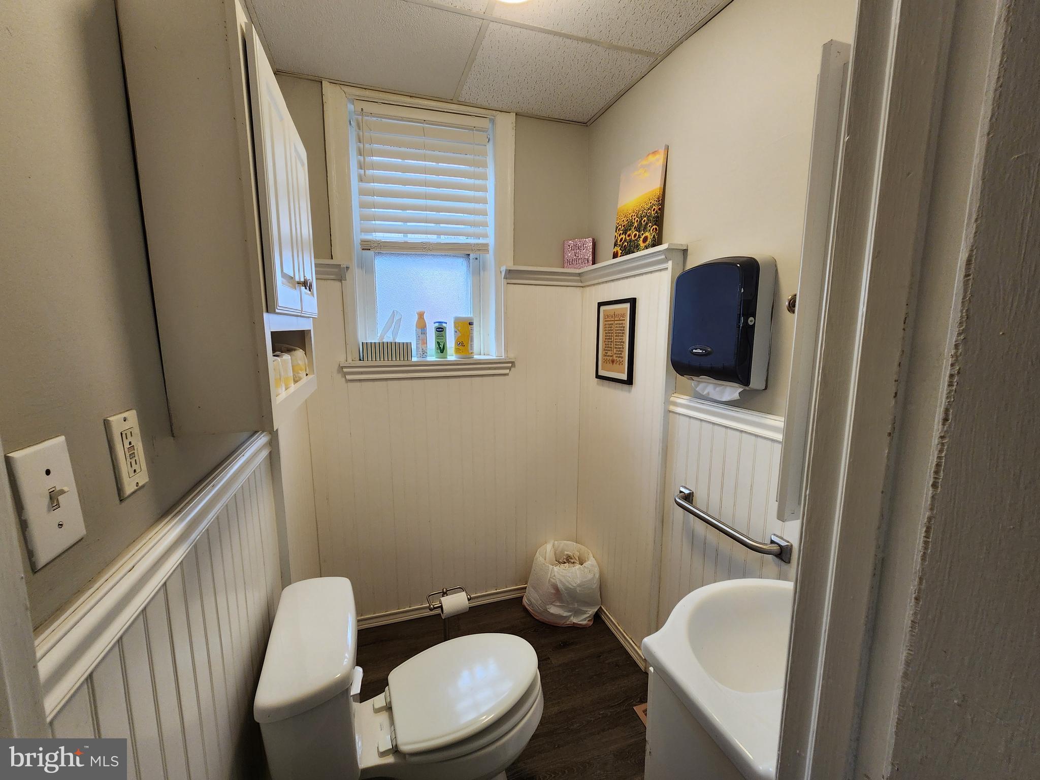 KESWICK - Commercial Sale