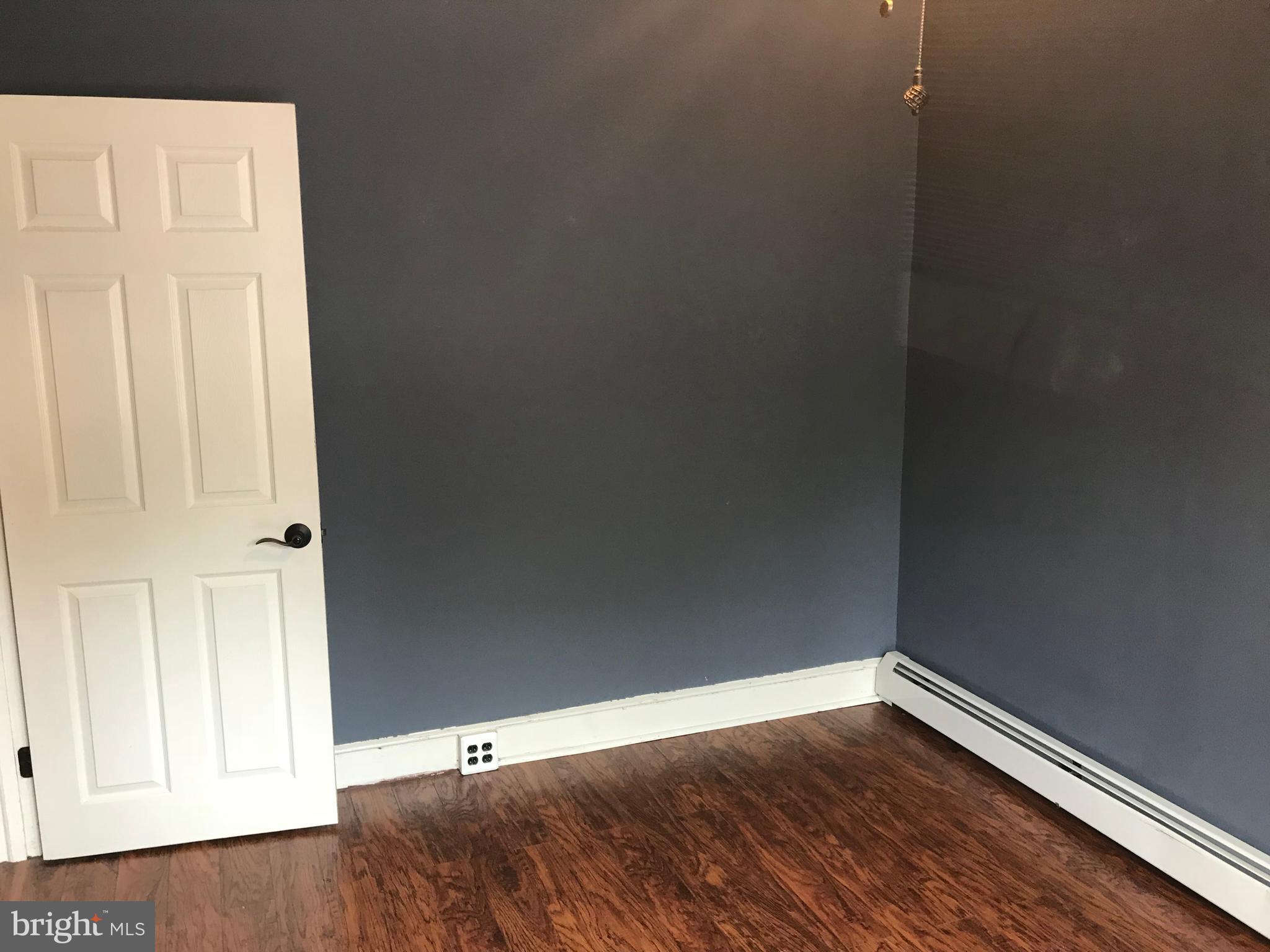 KESWICK - Commercial Sale