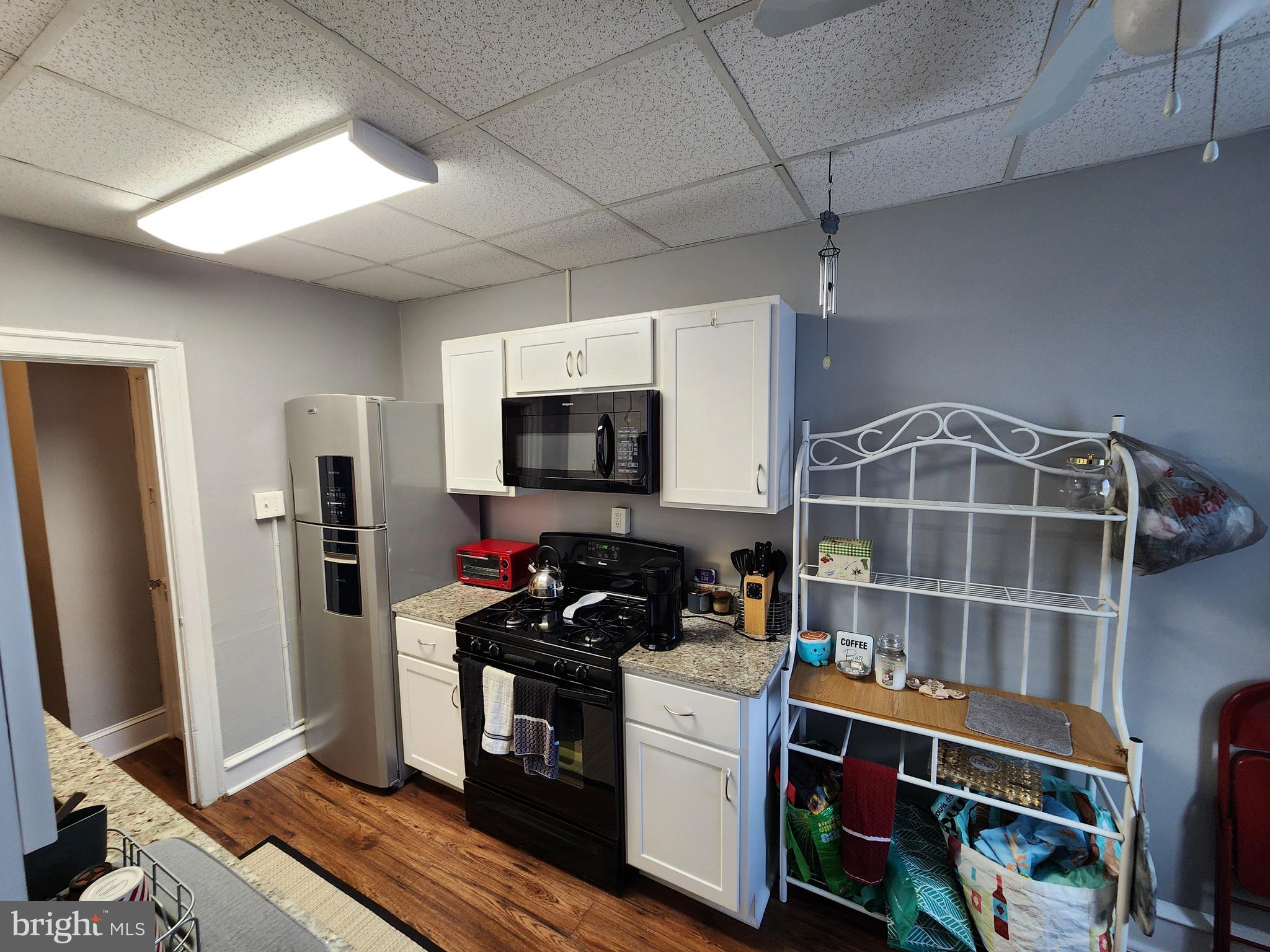 KESWICK - Commercial Sale