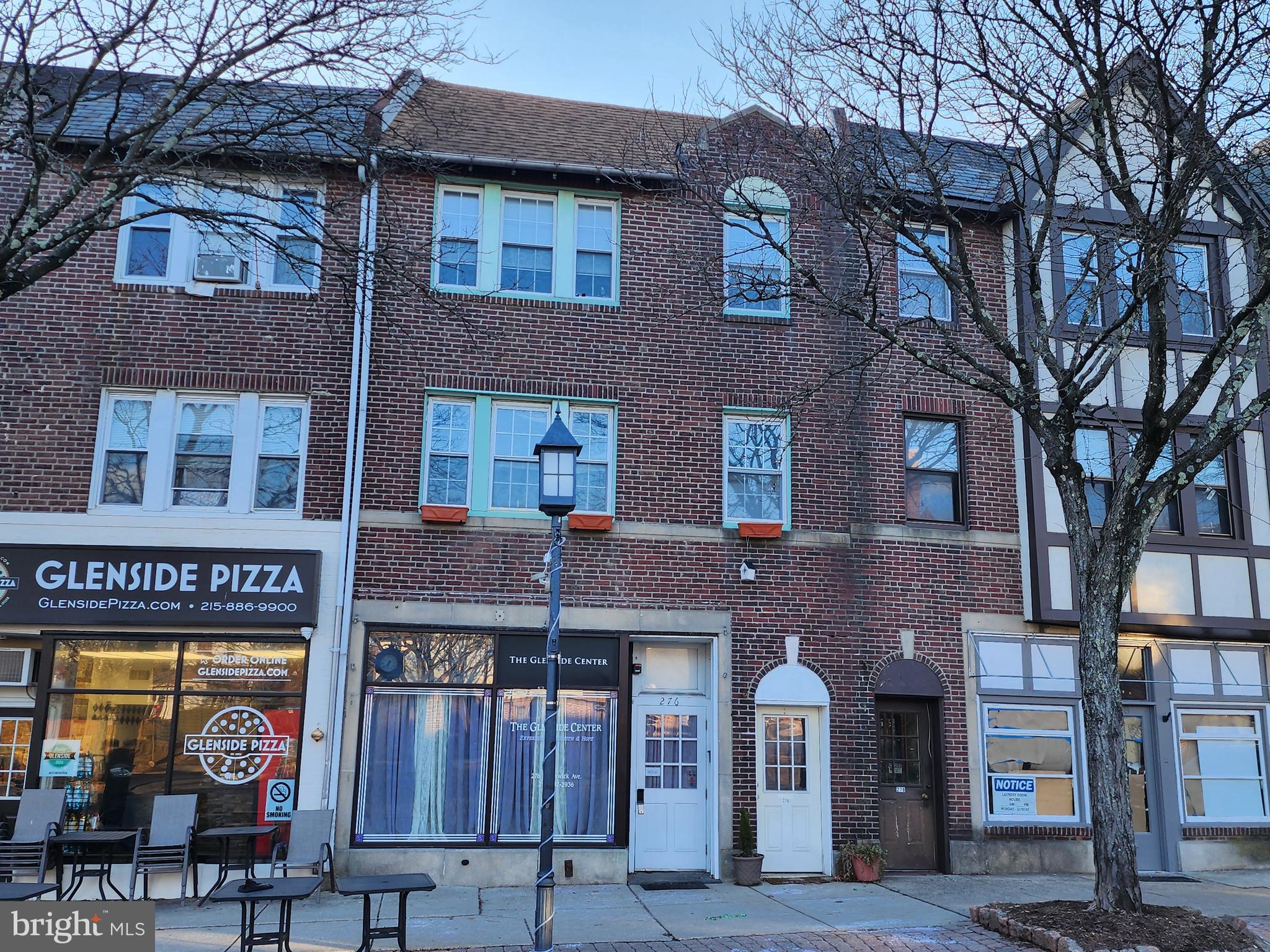 KESWICK - Commercial Sale