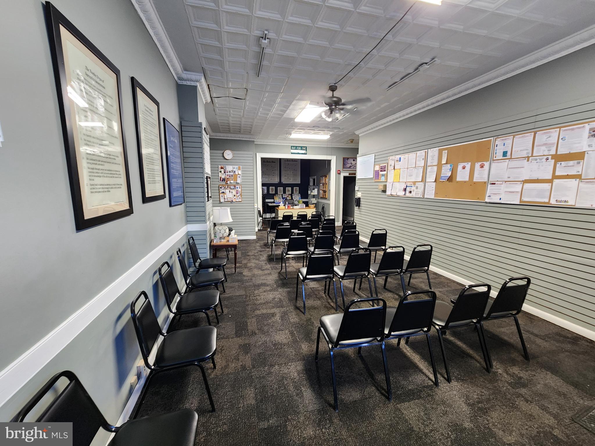 KESWICK - Commercial Sale