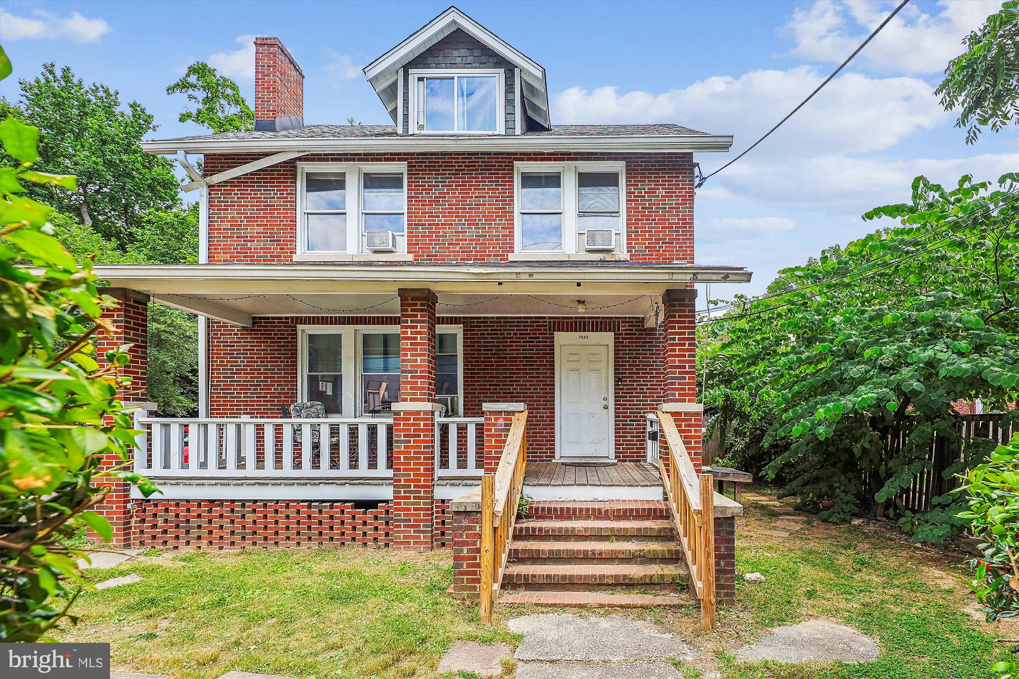 COLLEGE PARK - Residential