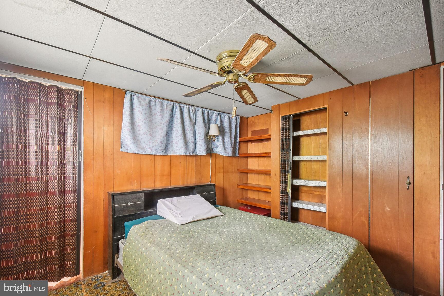 BOWLEYS QUARTERS - Land