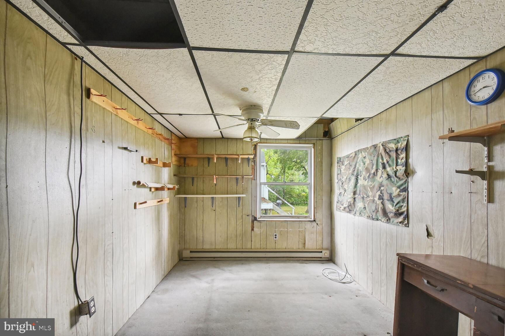 BOWLEYS QUARTERS - Land