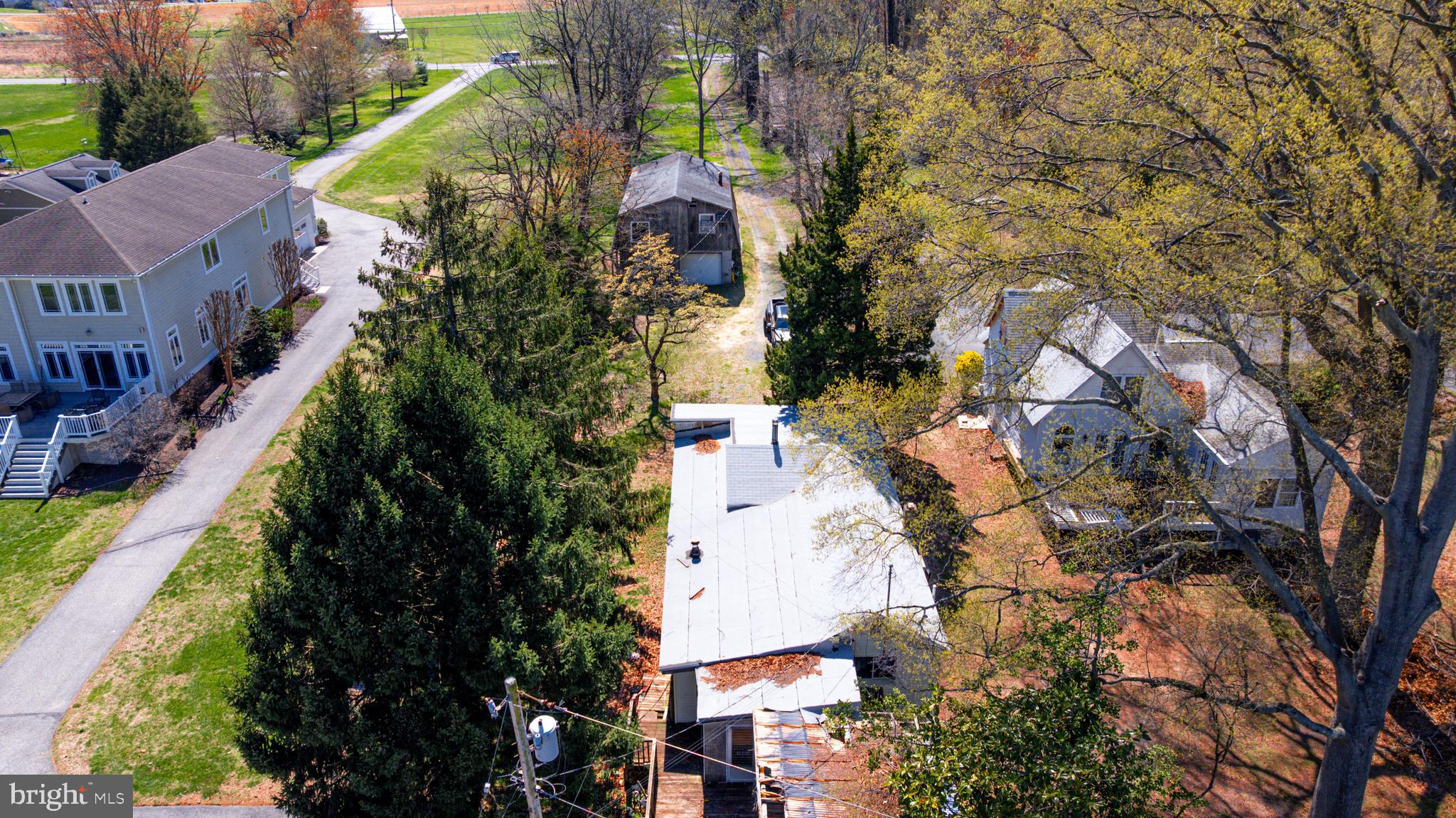 BOWLEYS QUARTERS - Land