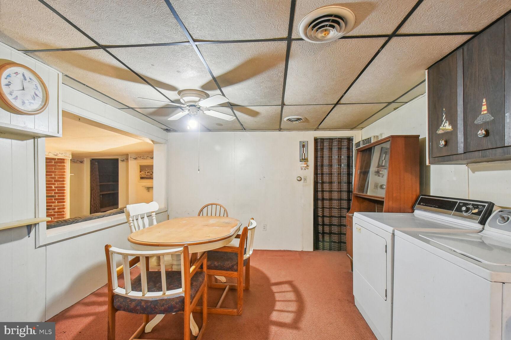 BOWLEYS QUARTERS - Land