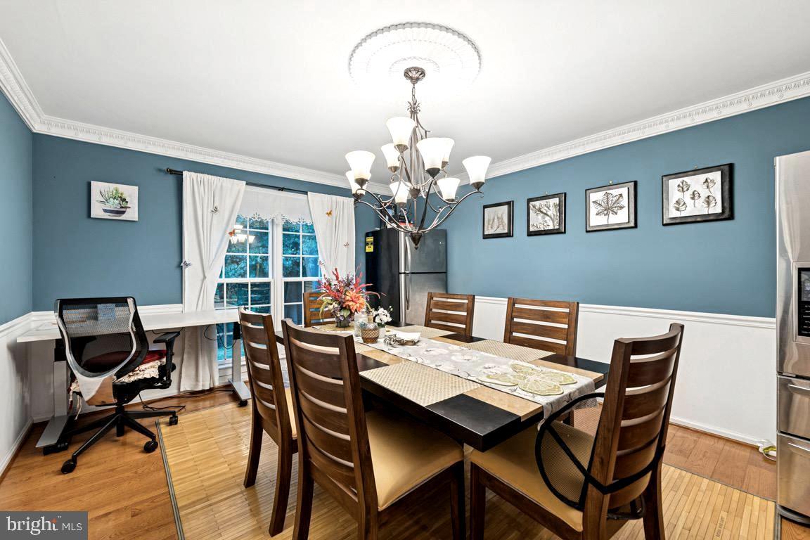 LANGLEY OAKS - Residential