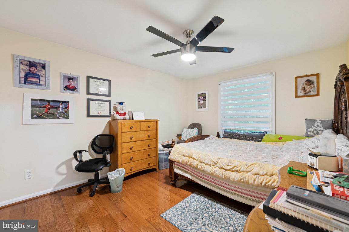 LANGLEY OAKS - Residential