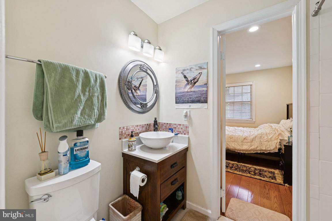 LANGLEY OAKS - Residential