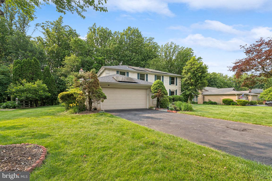 LANGLEY OAKS - Residential