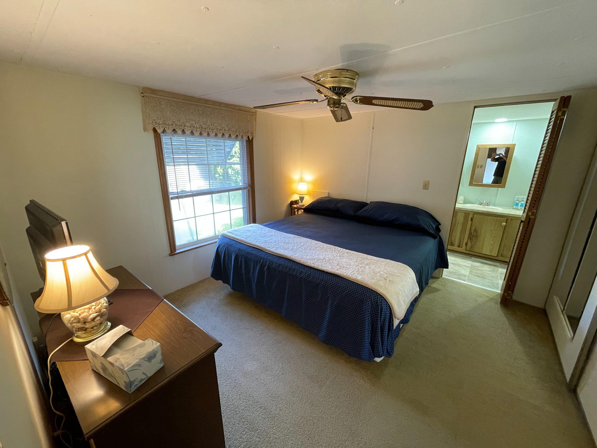 ANGOLA BEACH - Residential