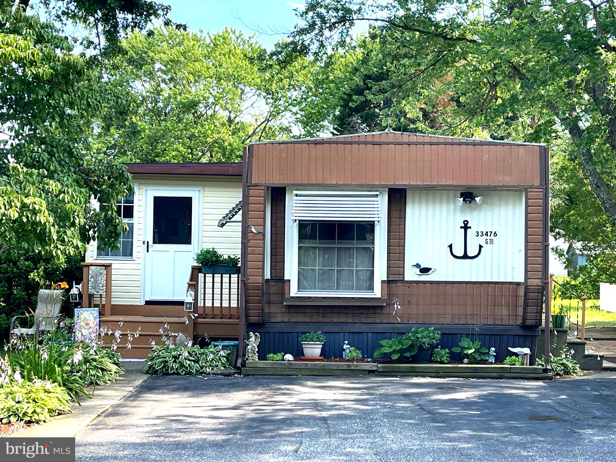 ANGOLA BEACH - Residential