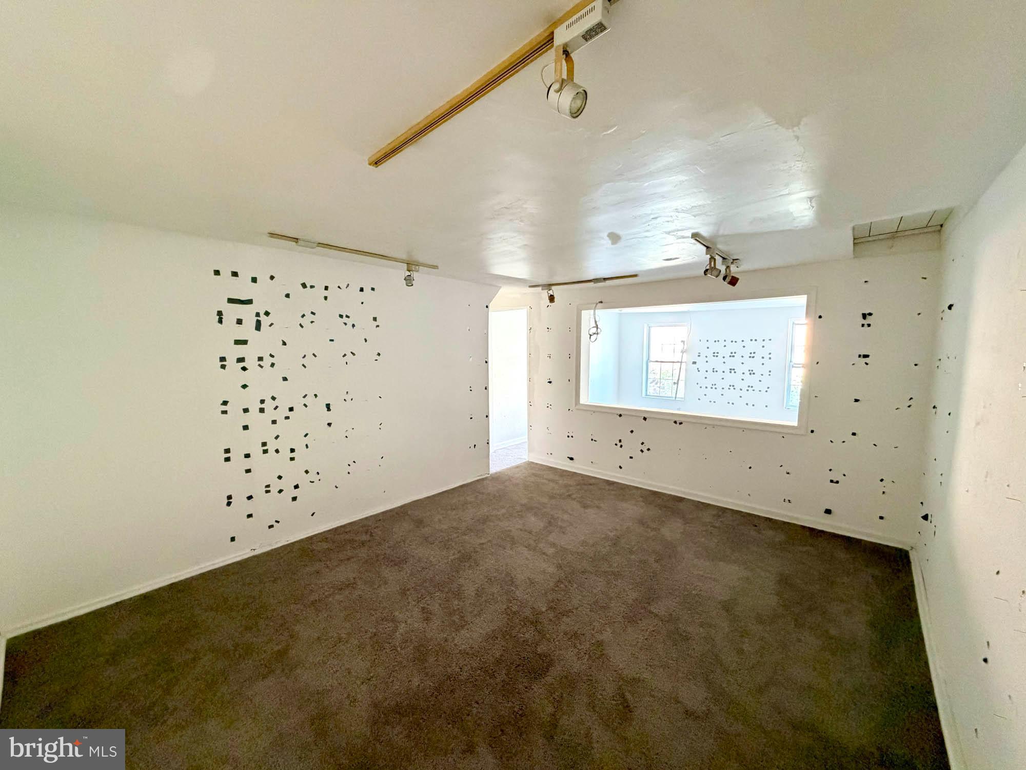 MOUNT VERNON PLACE HISTORIC DISTRICT - Commercial Sale