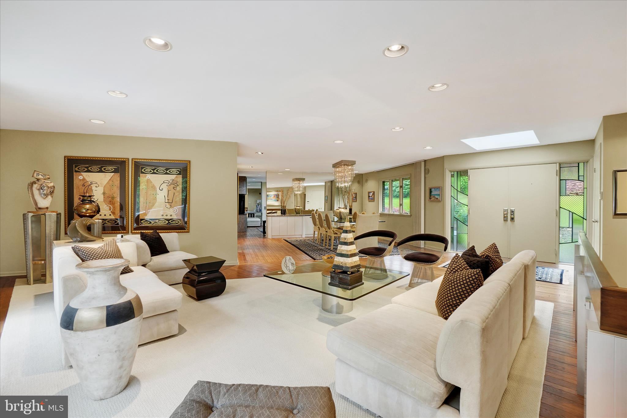 STRATHCONA HILLS - Residential