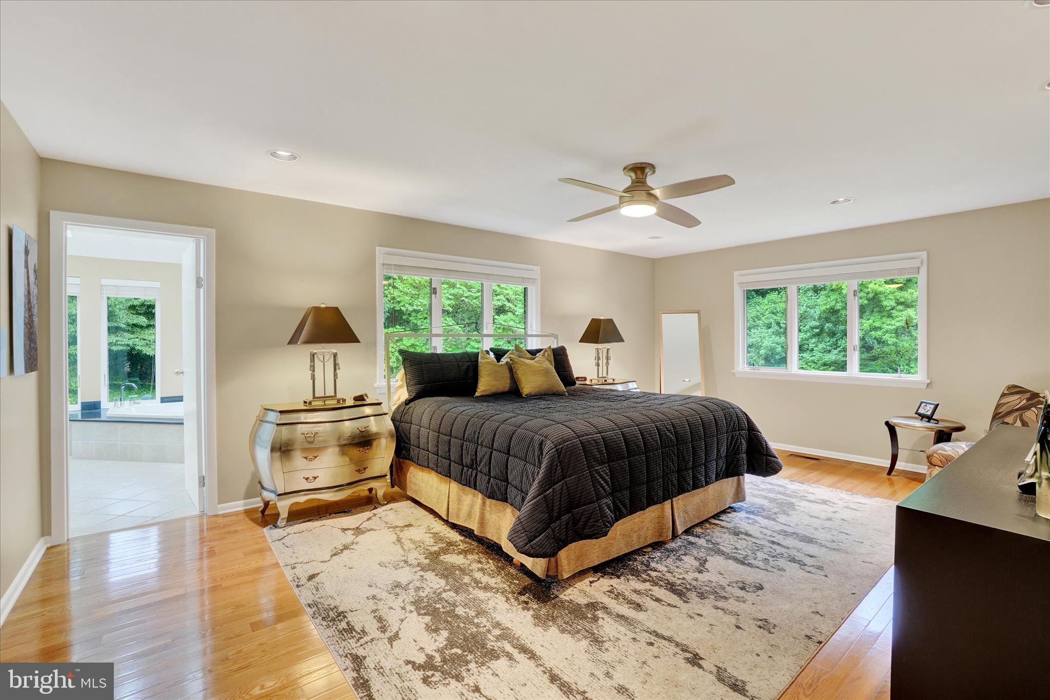 STRATHCONA HILLS - Residential