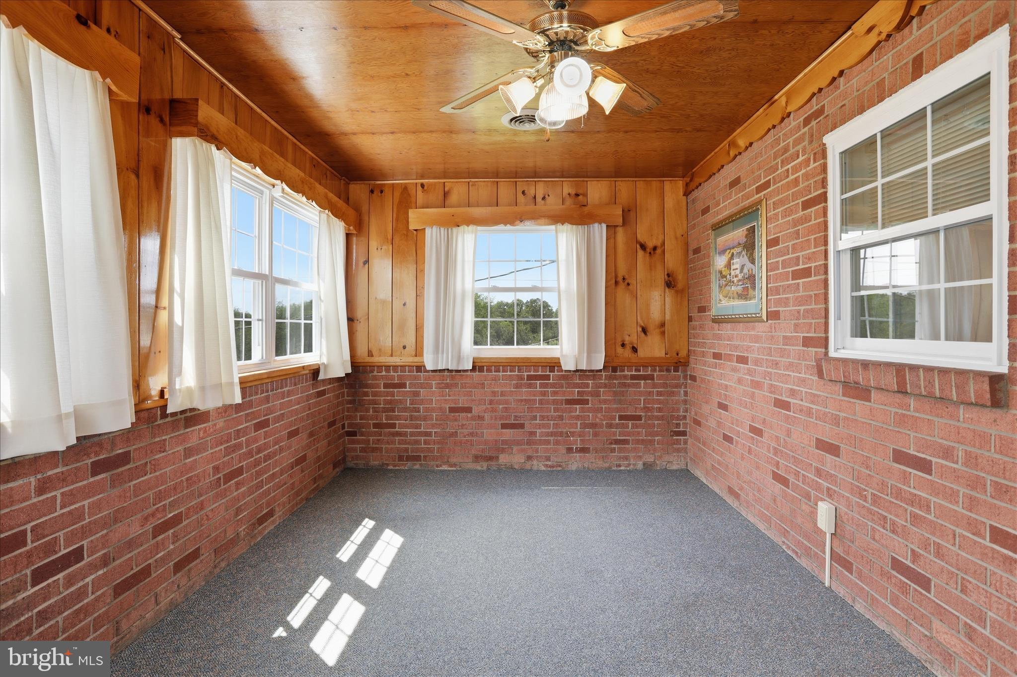 WASHINGTON COUNTY - Residential