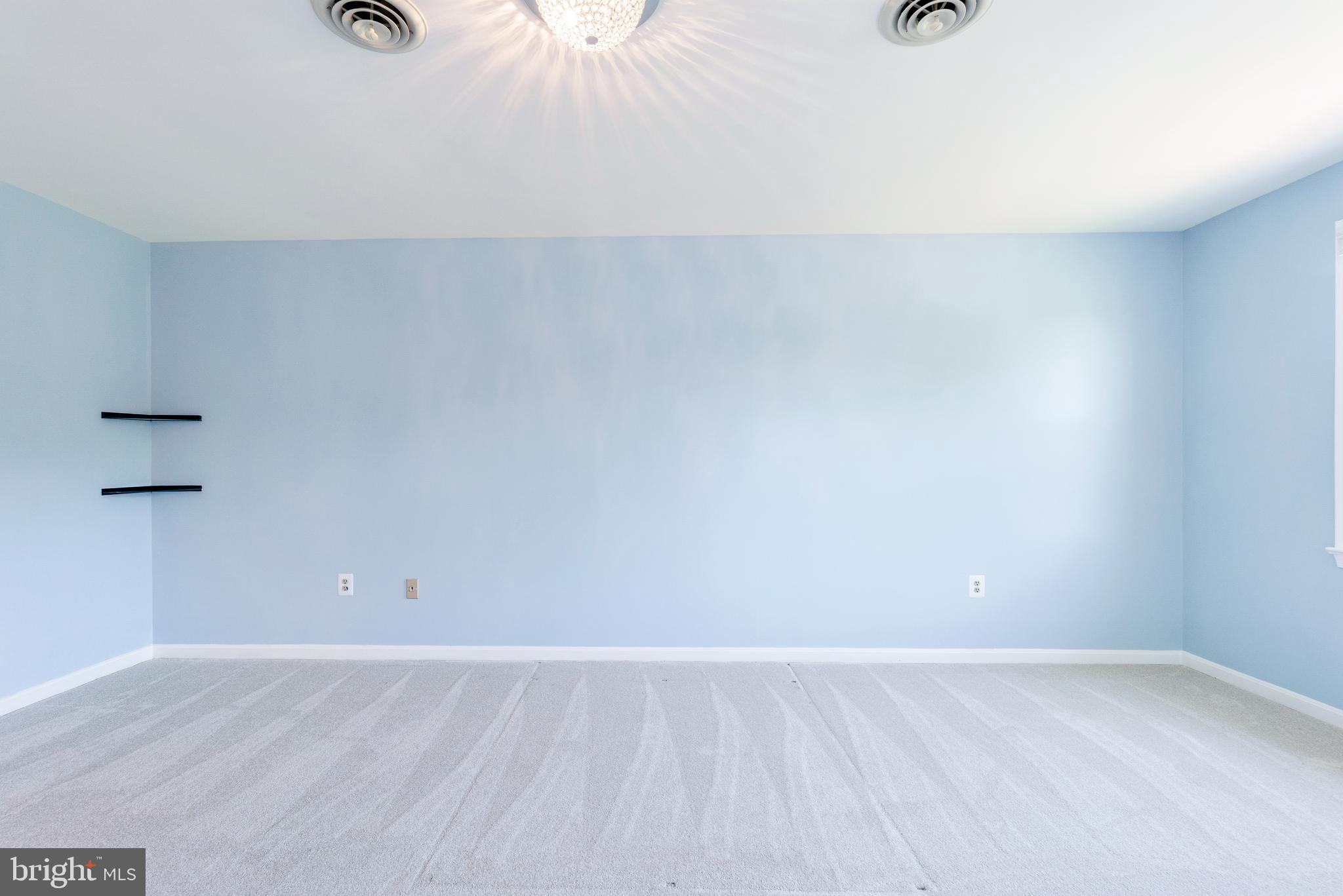 BURNHAM HILLS - Residential