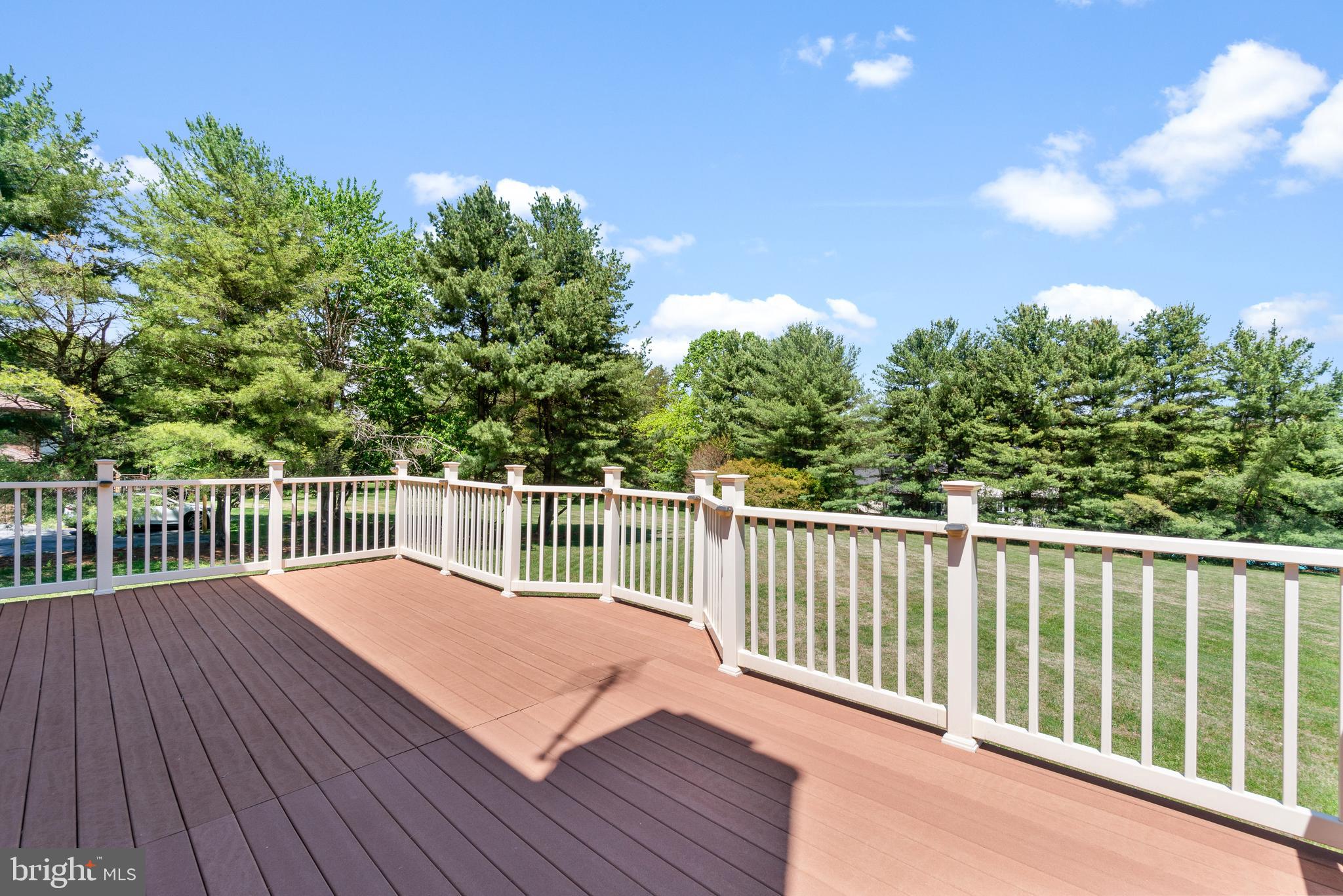 BURNHAM HILLS - Residential