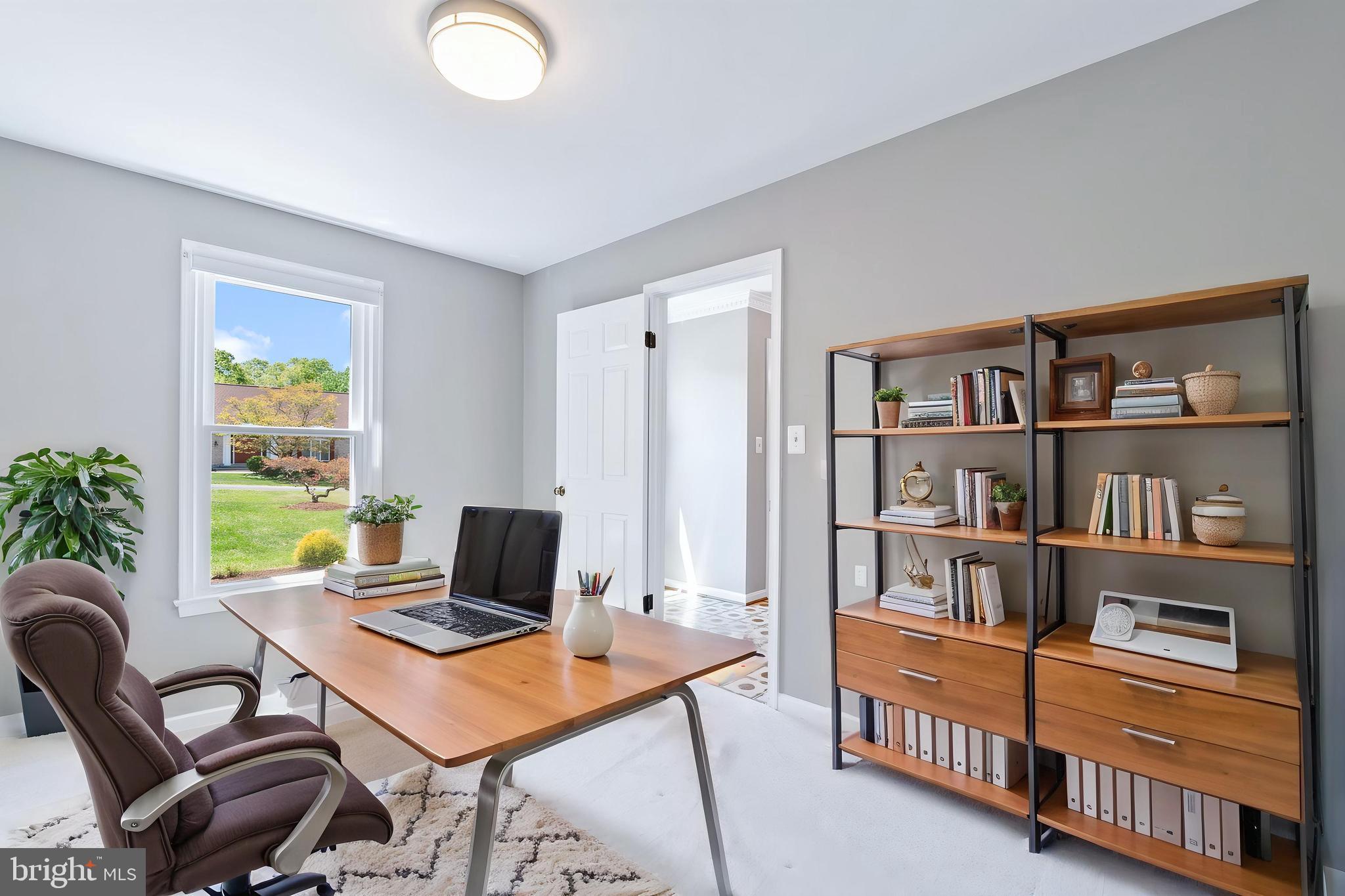 BURNHAM HILLS - Residential