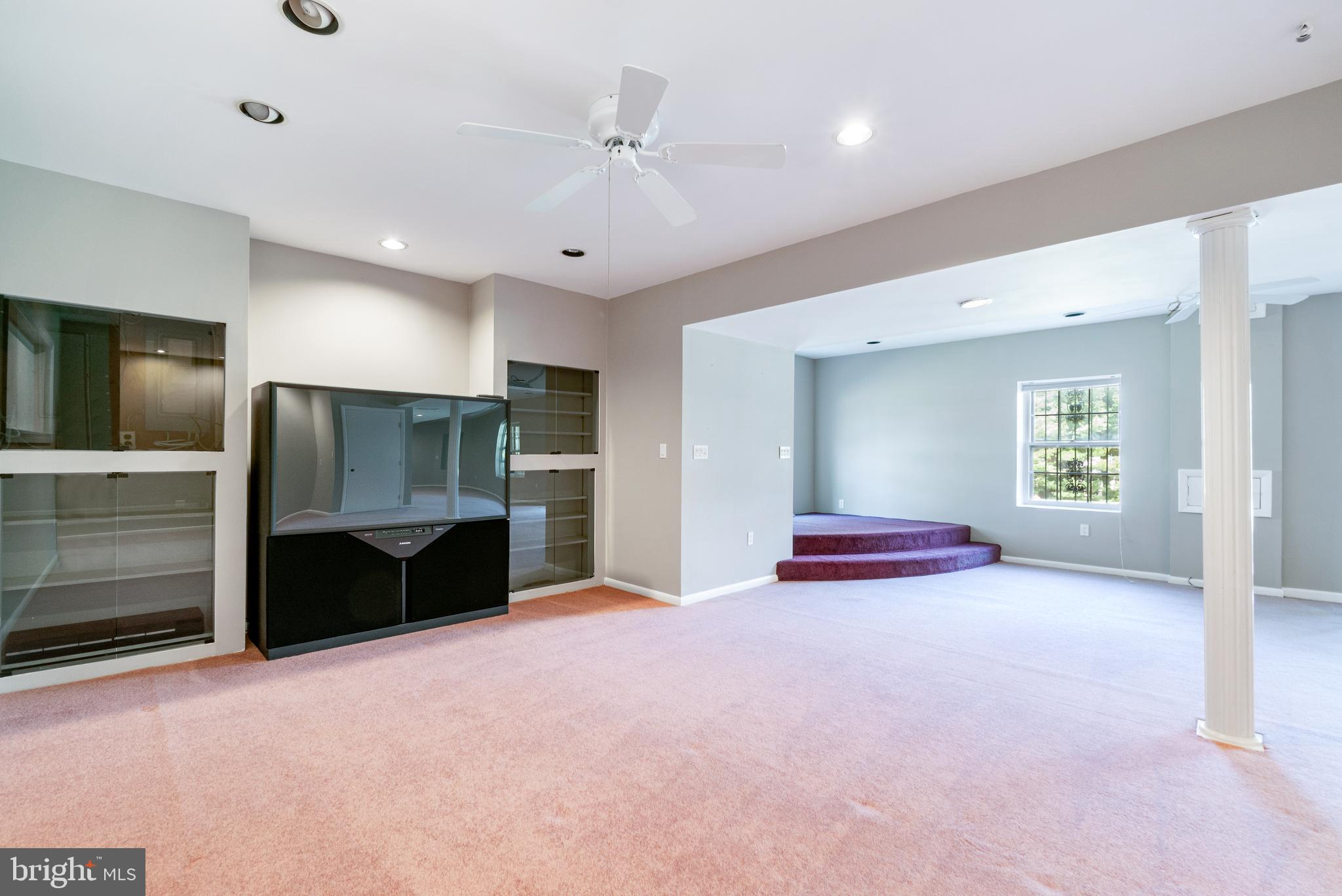 BURNHAM HILLS - Residential