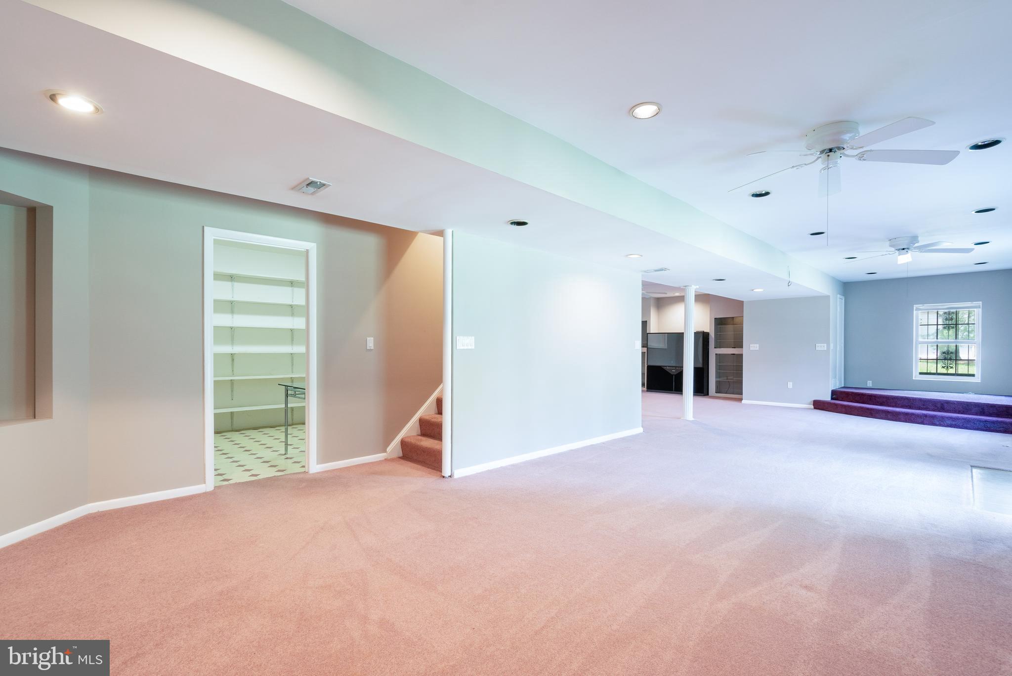 BURNHAM HILLS - Residential