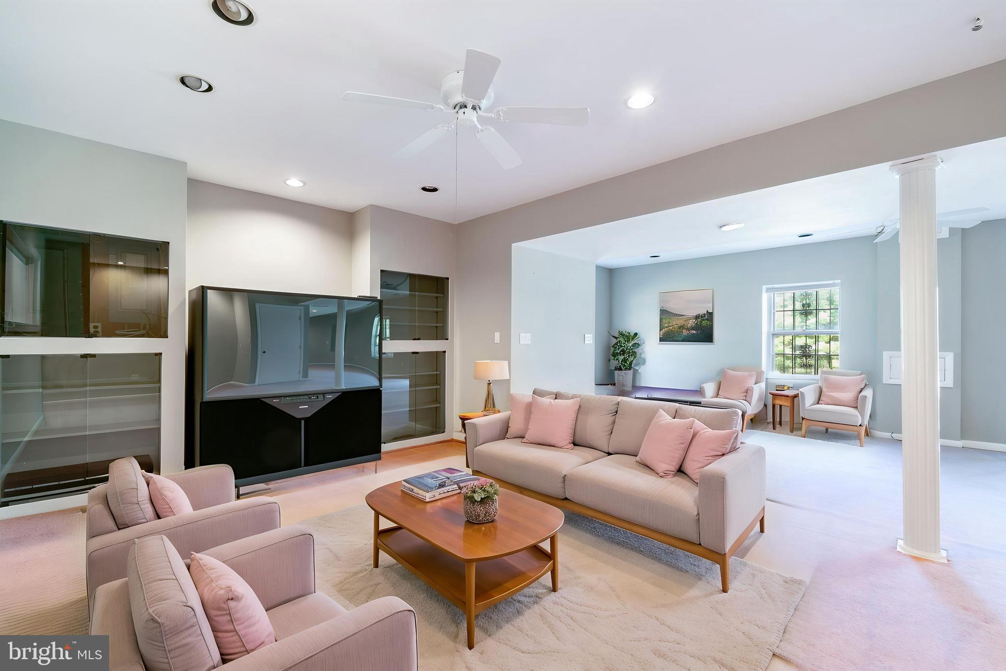 BURNHAM HILLS - Residential