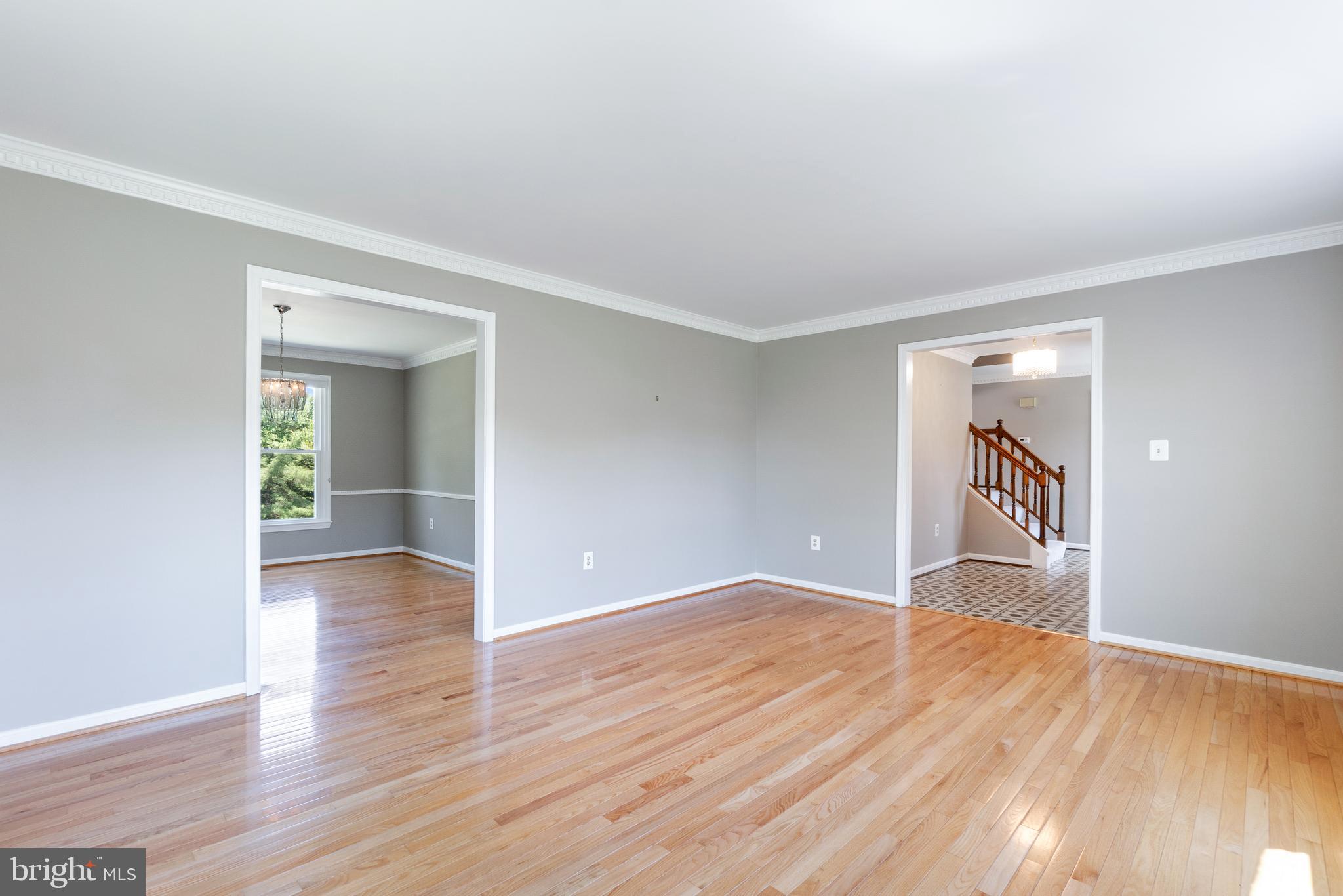 BURNHAM HILLS - Residential