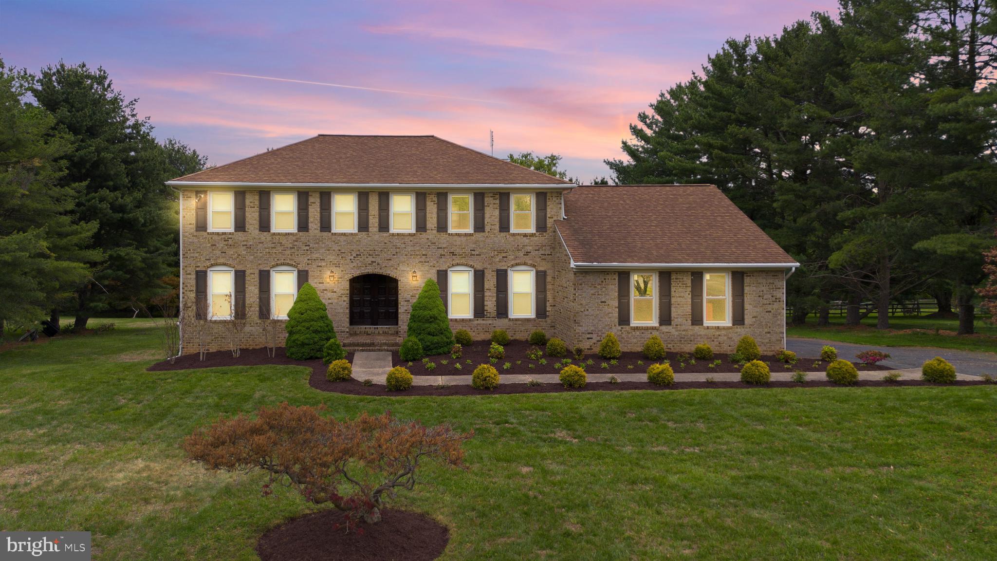 BURNHAM HILLS - Residential