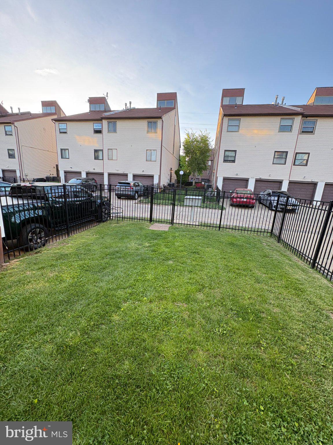 RIVERS BEND I - Residential