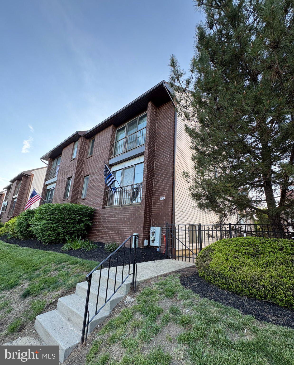 RIVERS BEND I - Residential