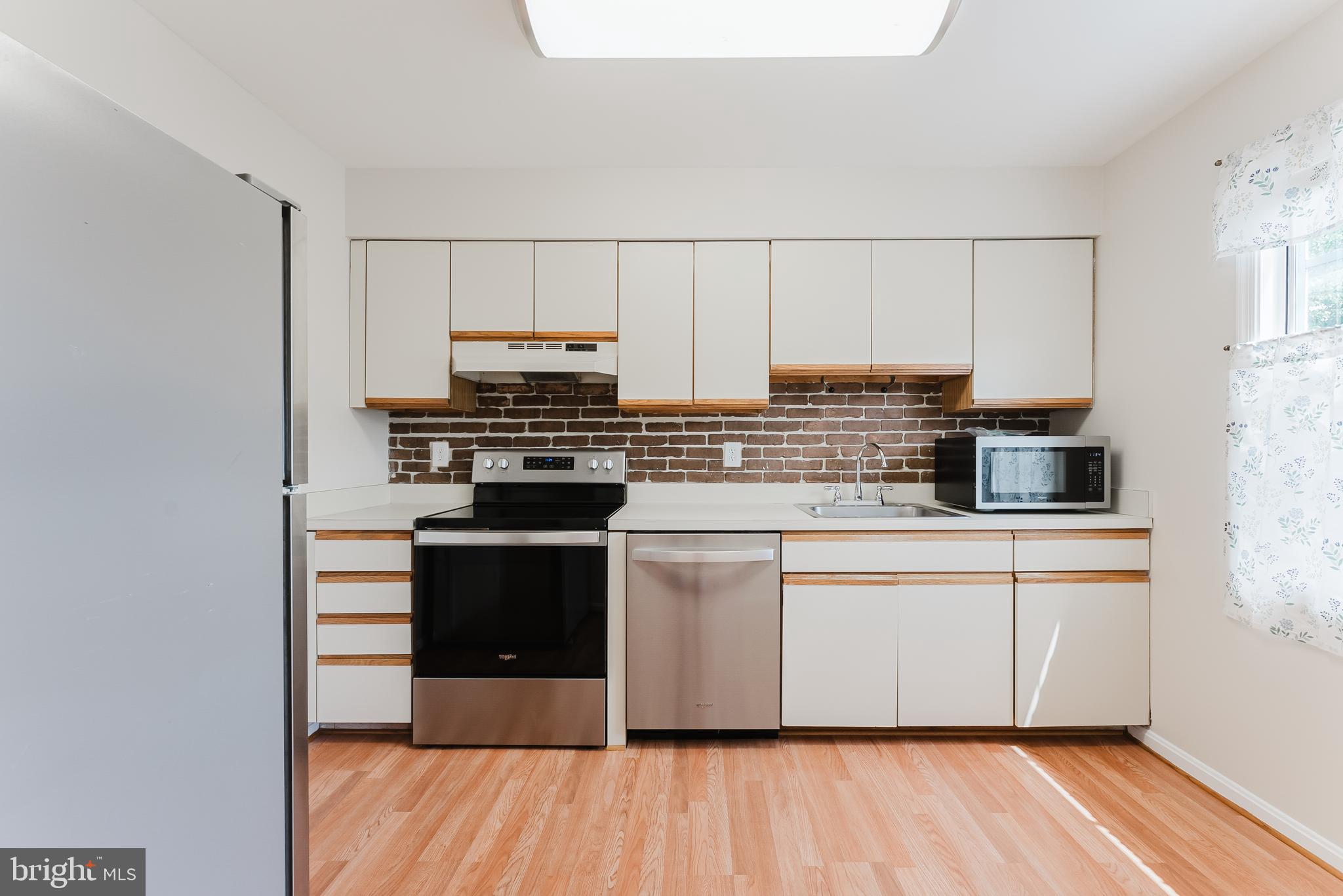 POINT OF WOODS - Residential