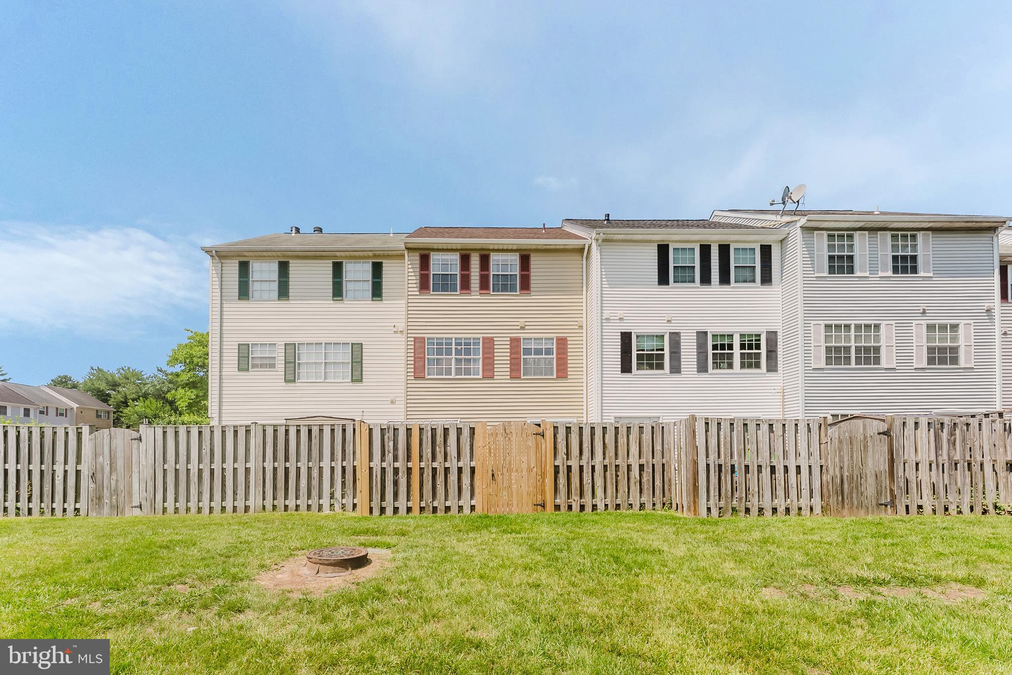 POINT OF WOODS - Residential