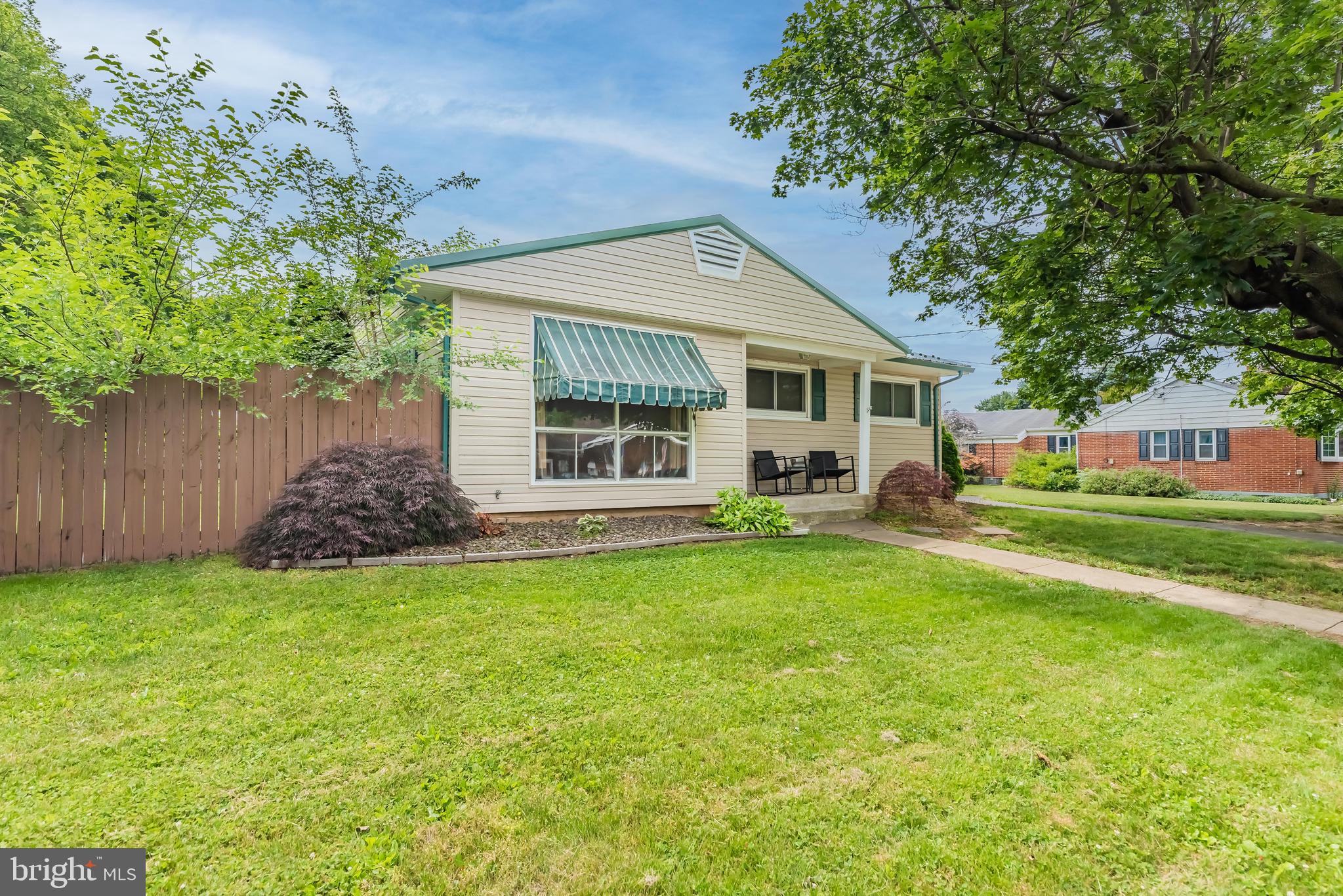 HERWIN VILLAGE - Residential
