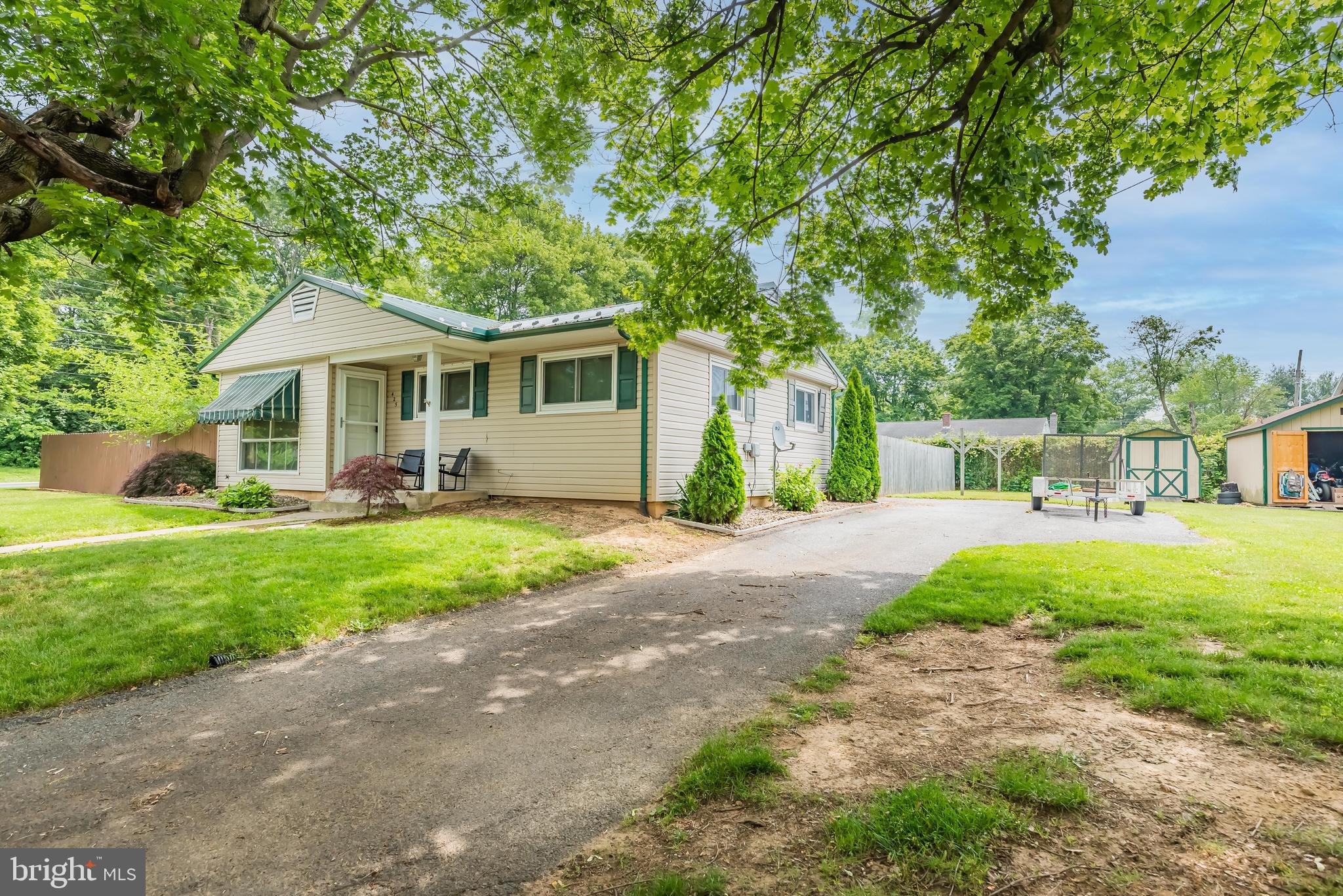 HERWIN VILLAGE - Residential