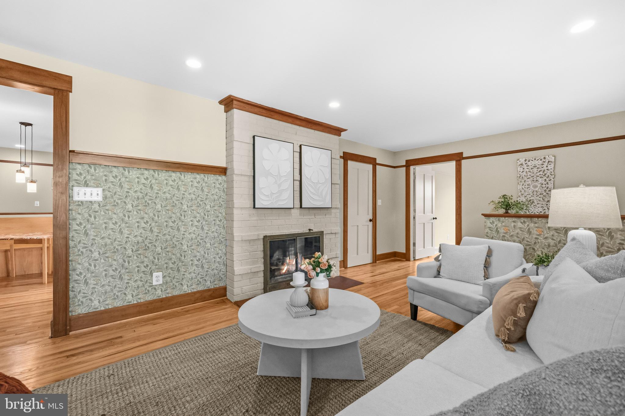 ALTA VISTA TERRACE - Residential