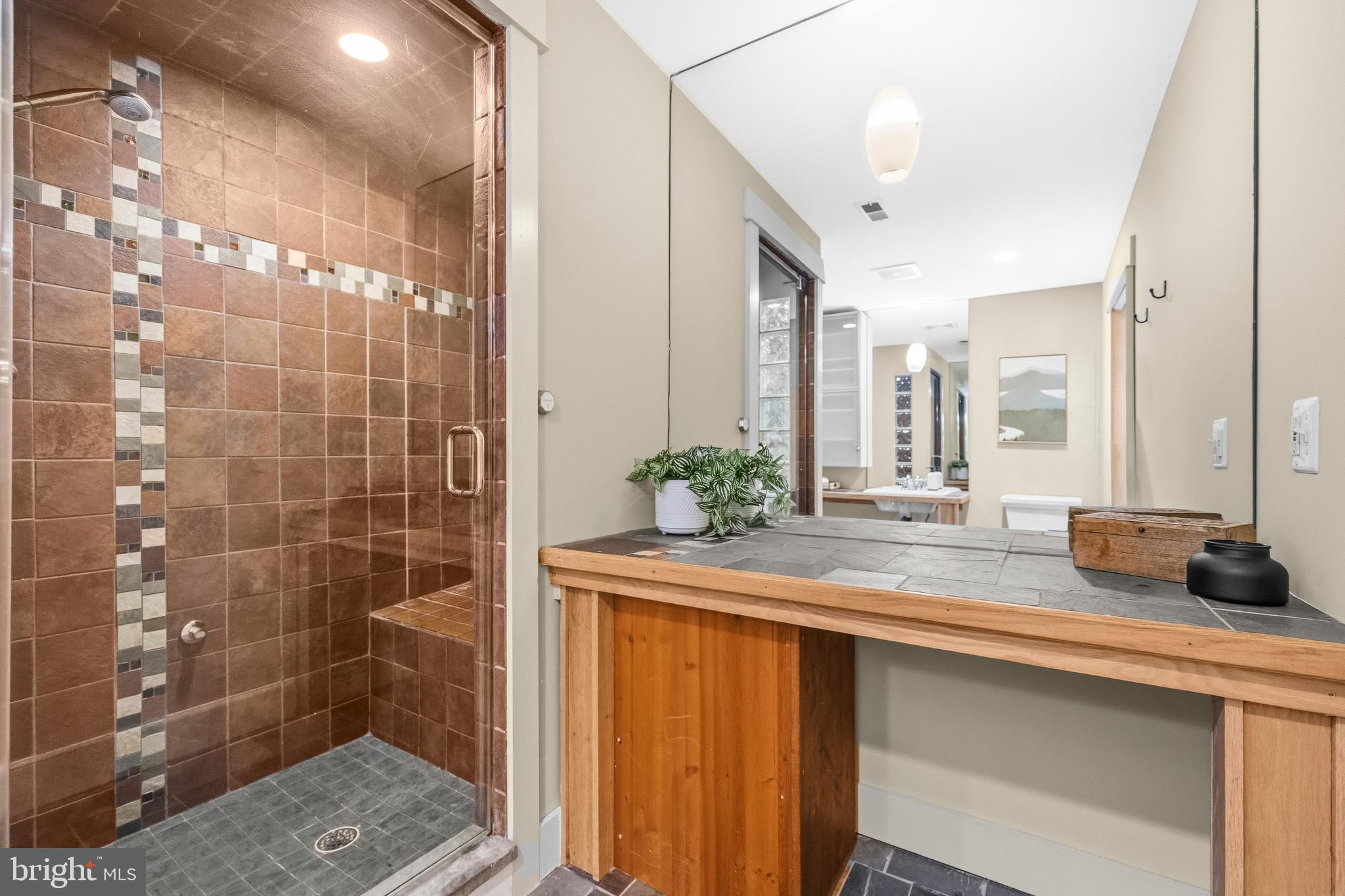 ALTA VISTA TERRACE - Residential